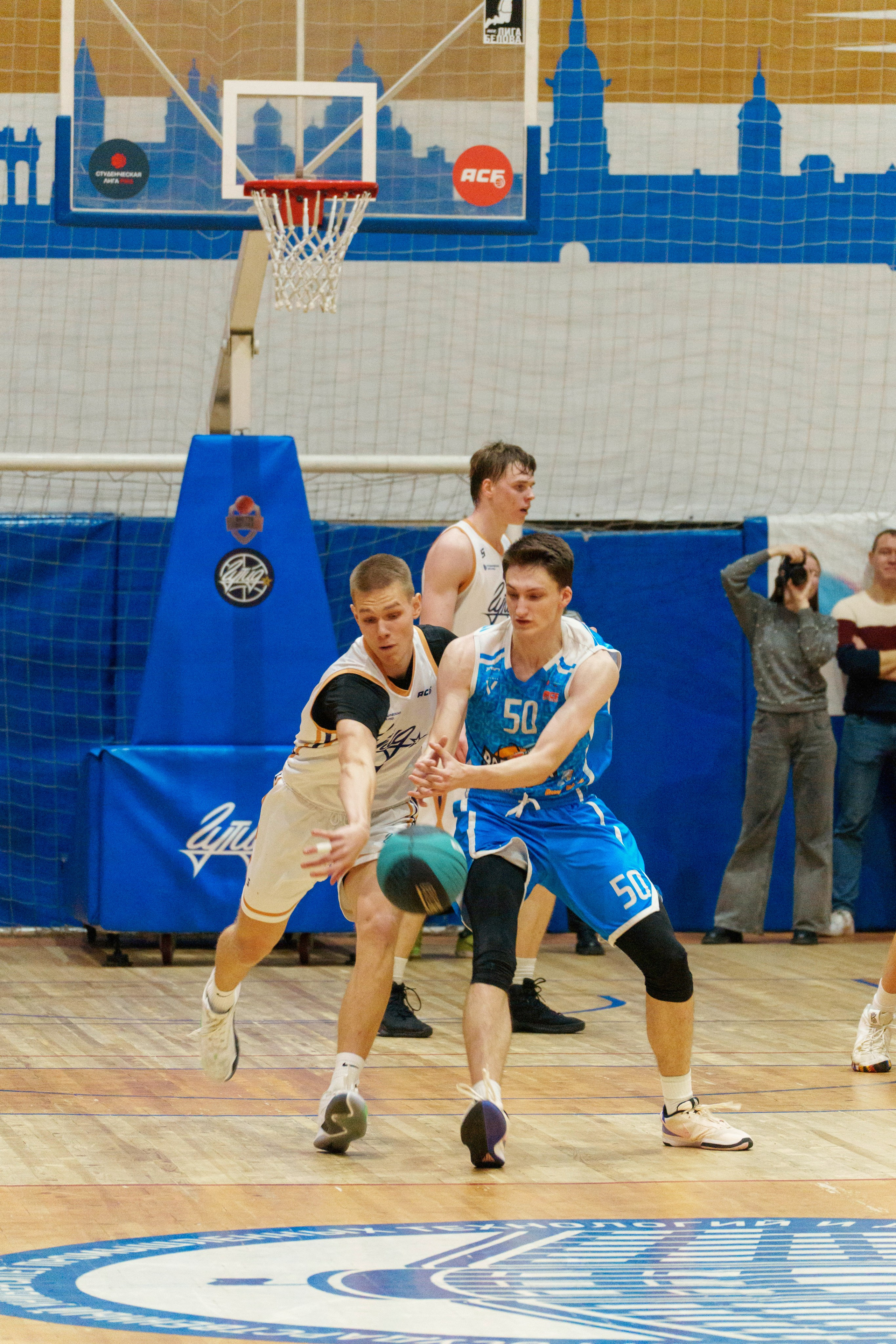 Баскетбол ГУТИД и ВОЕНМЕХ. Фотограф в Санкт-Петербурге Ибрагимова Алина