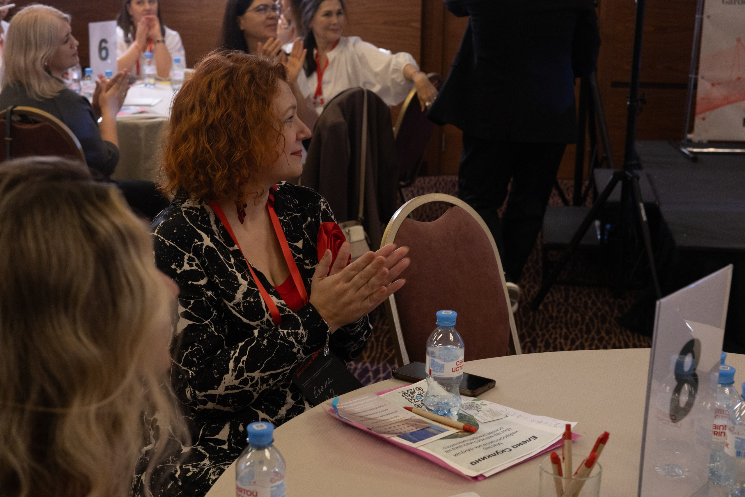 «СКАЖИ ДЕНЬГАМ ДА». Фотограф Красноярск съемки лавстори, фотосессия в студии, портретная съемка, творческие фотосессии