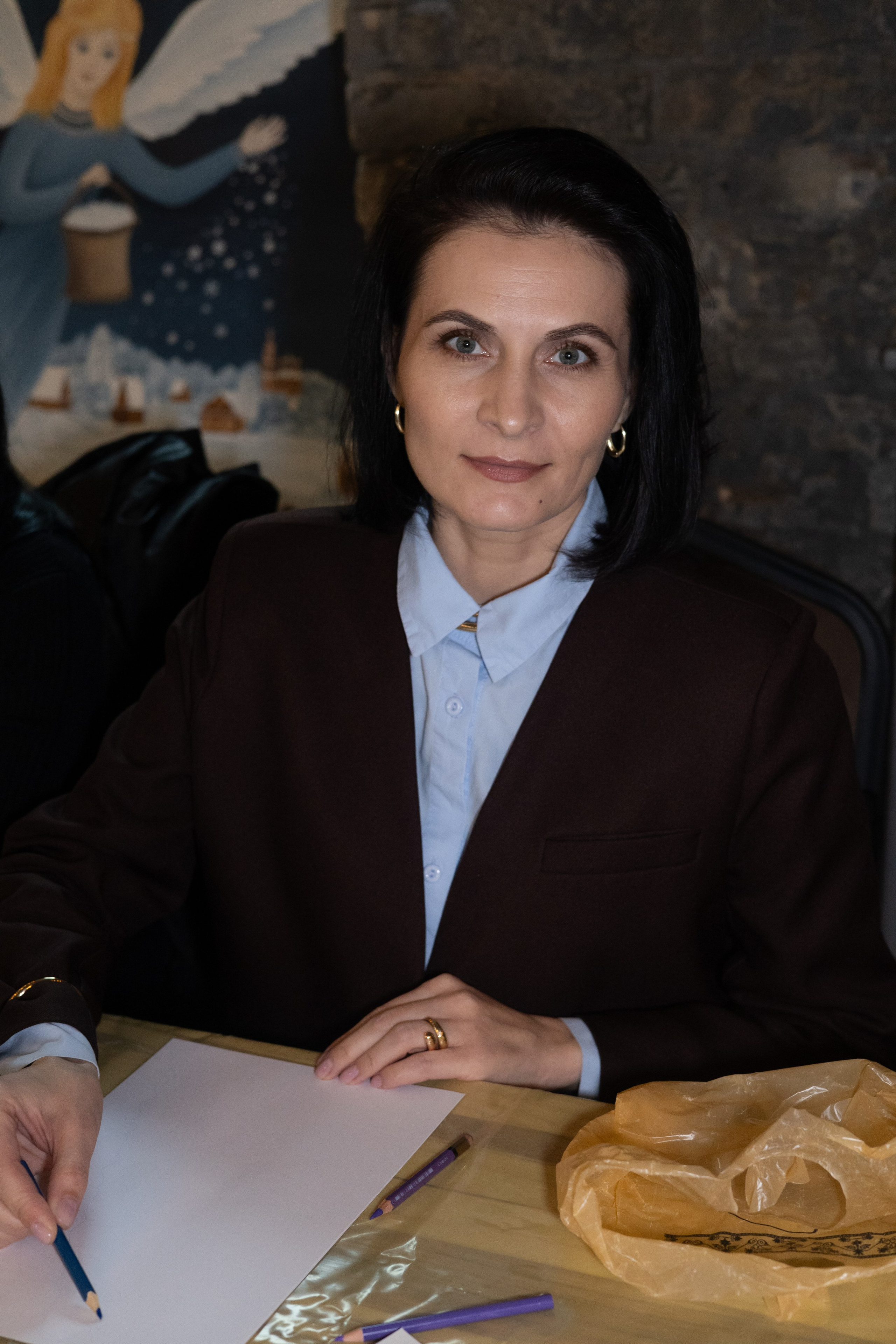 Выставка «АНГЕЛЫ МИРА». Фотограф Красноярск съемки лавстори, фотосессия в студии, портретная съемка, творческие фотосессии