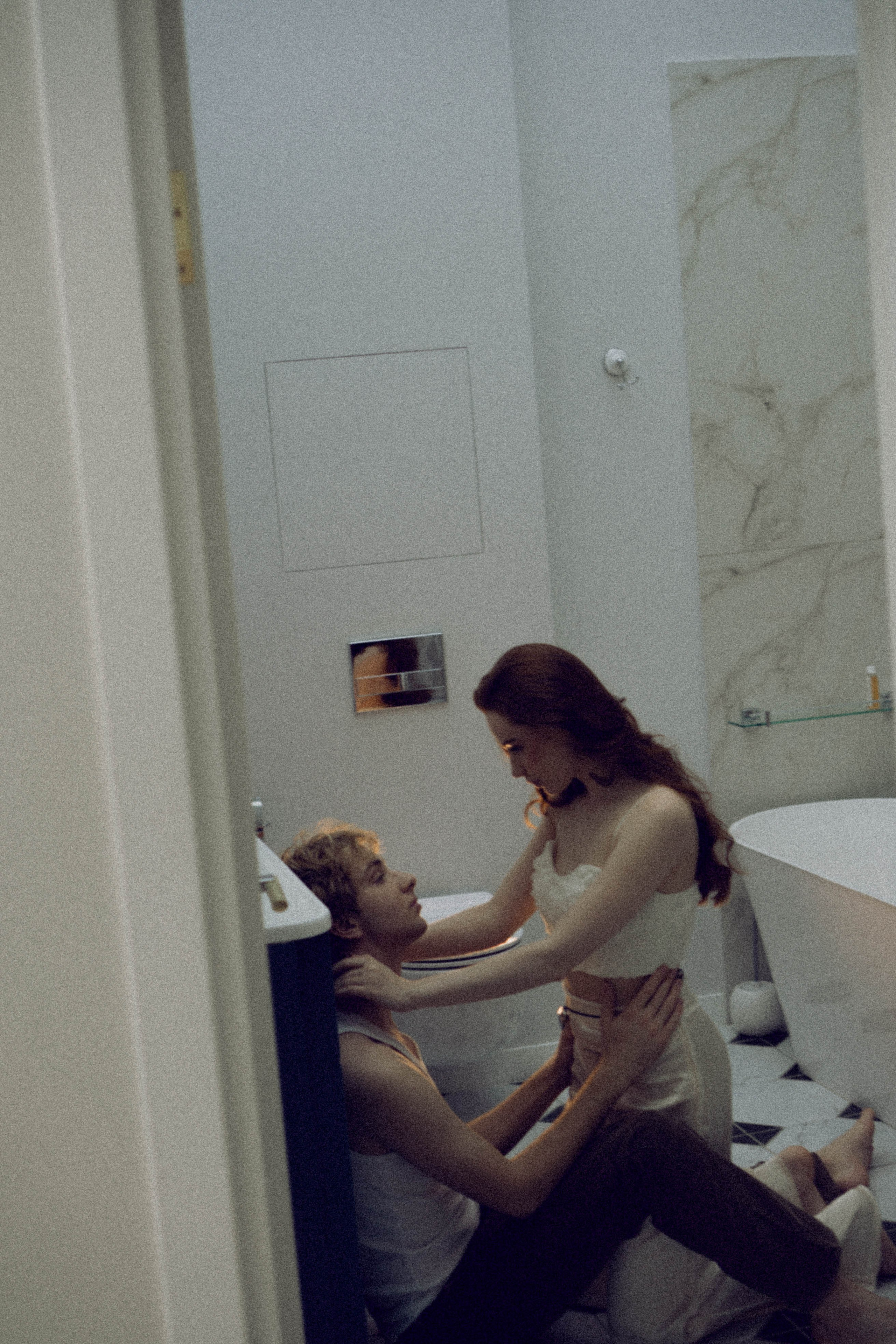 СВАДЕБНАЯ СЬЕМКА В ОТЕЛЕ. СБОРЫ ЖЕНИХА И НЕВЕСТЫ И ТАКЖЕ ТОР И ПОДГОТОВКА К ПРОГУЛКЕ. Профессиональный фотограф, Санкт-Петербург — Виктория Богомолова