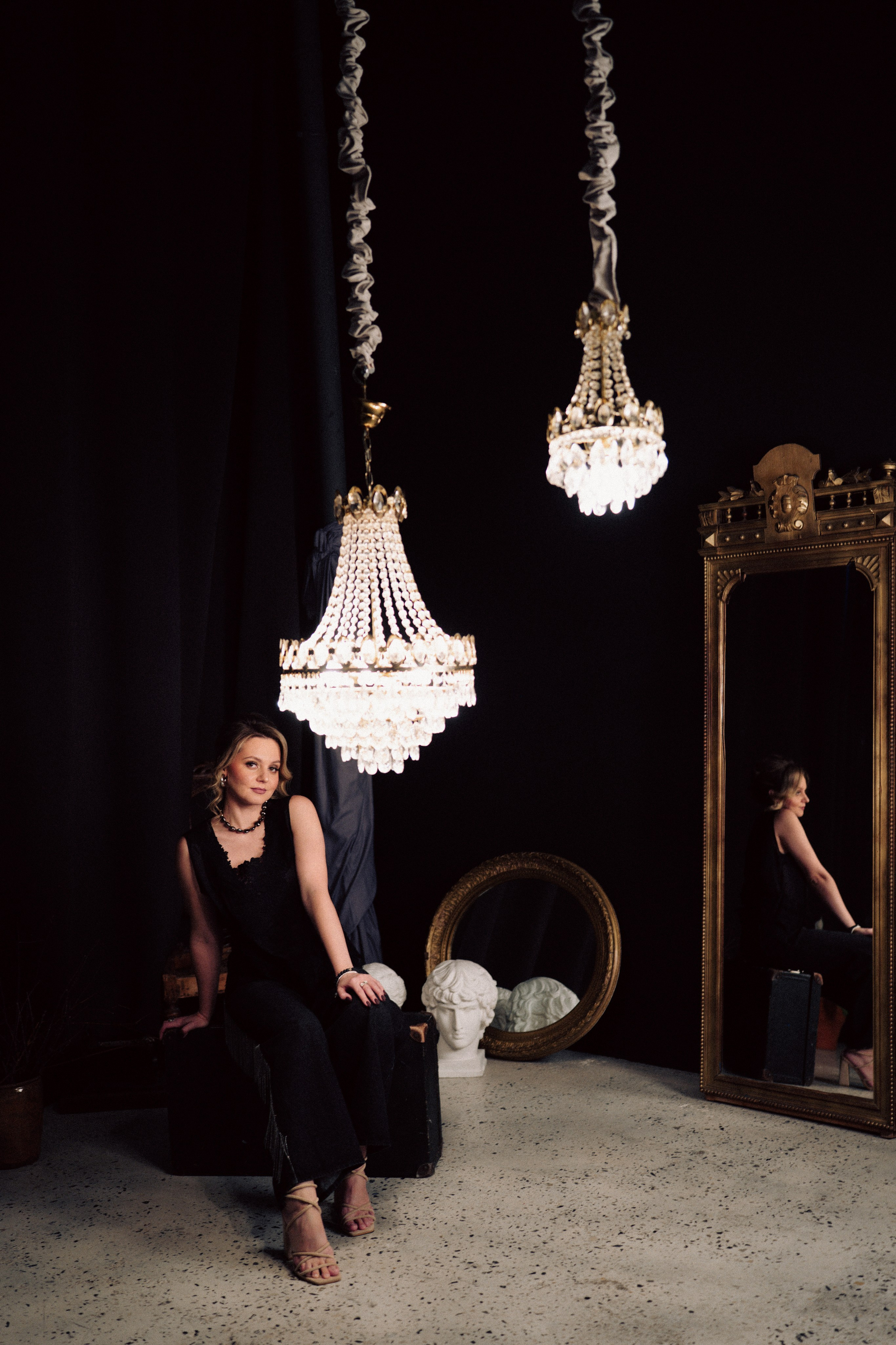 НОВОГОДНЯЯ ФОТОСЕСИИЯ В СТУДИИ ДЛЯ ДЕВУШКИ И ПРОГУЛКА ПО ЧЕРНЫШЕВСКОЙ. Профессиональный фотограф, Санкт-Петербург — Виктория Богомолова