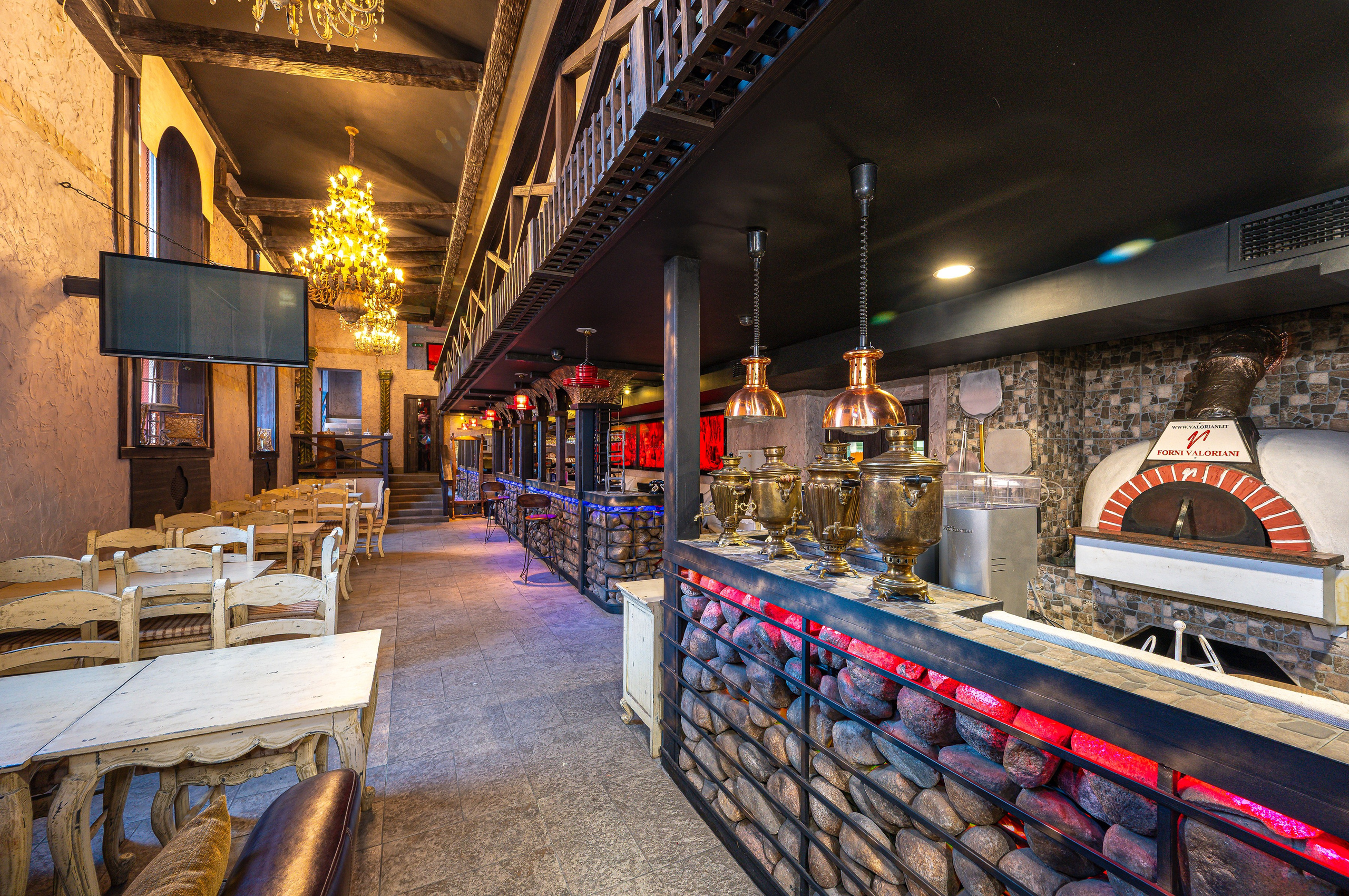 Ресторан на продажу. Интерьерный фотограф. Фото- видеосъемка недвижимости Санкт-Петербург