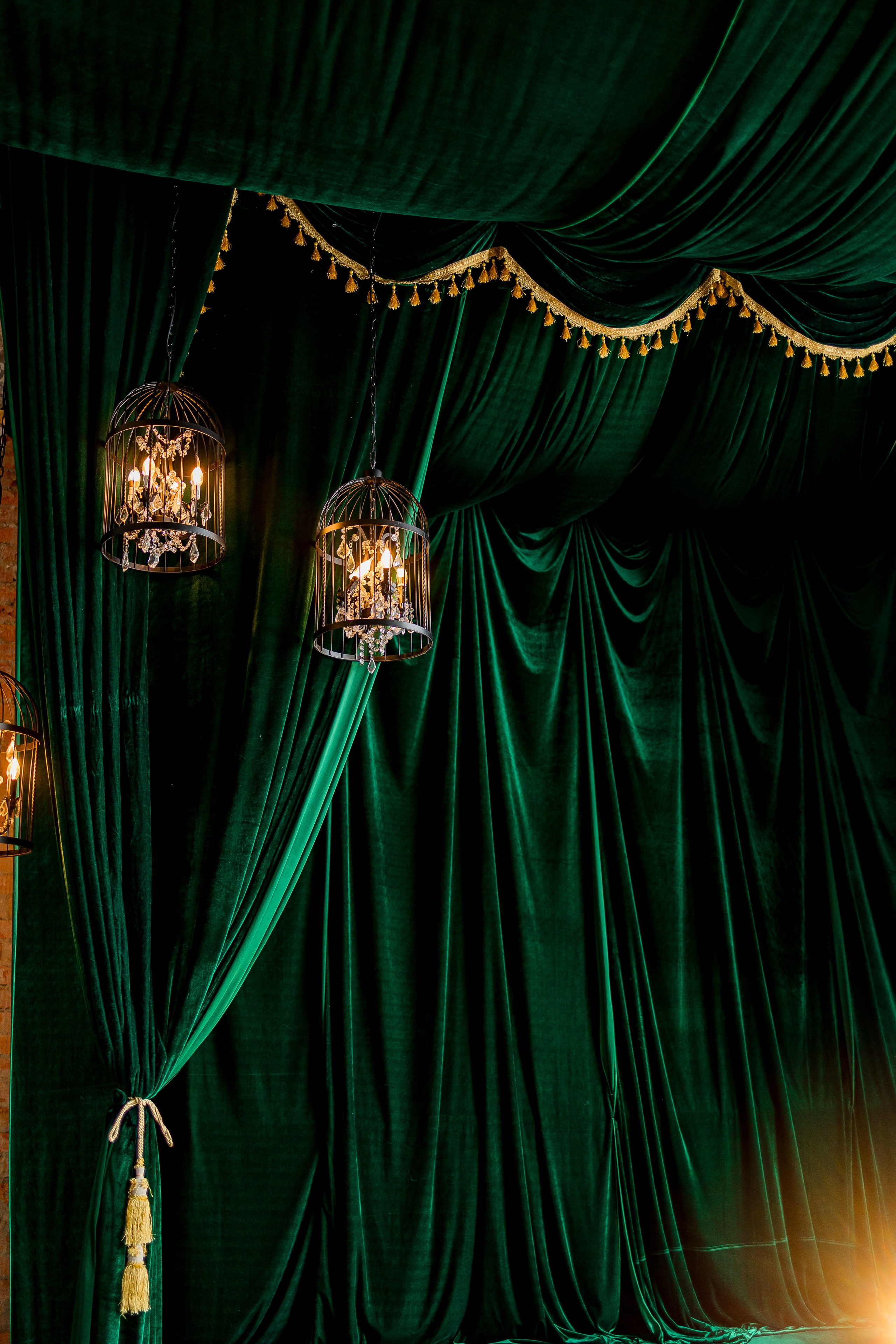 Большой (СЕМЕЙНЫЙ) зал. Фотостудия ЭМБЕР город Артём