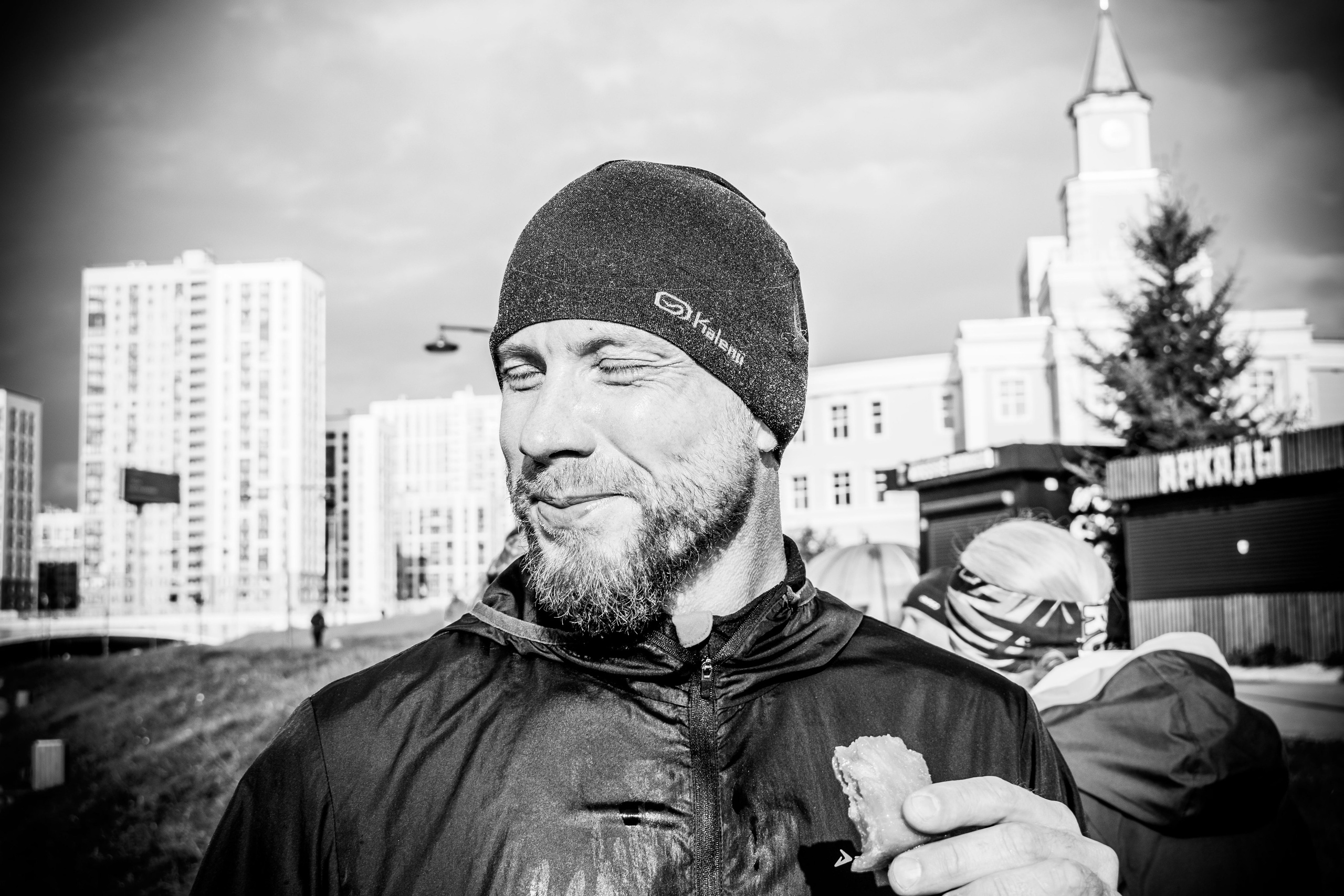 Слава где фотки?