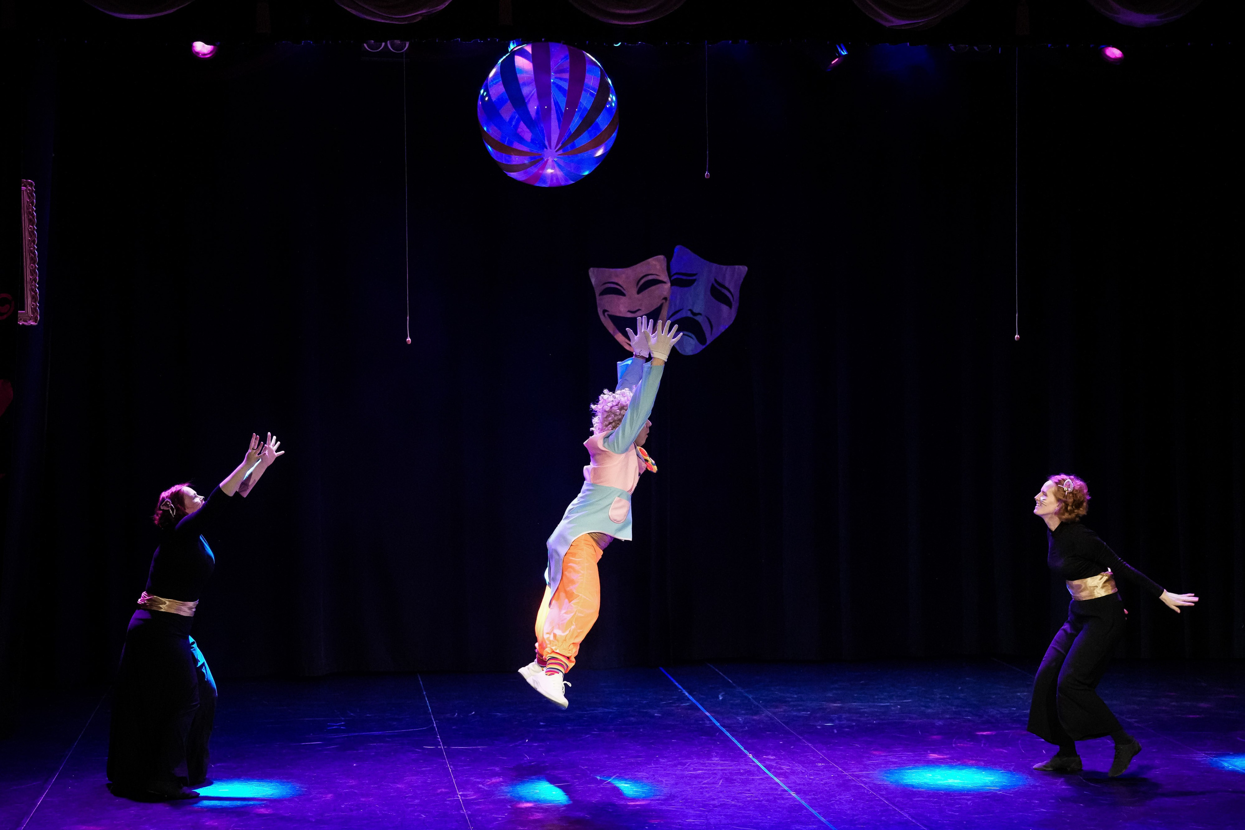 Концерт студии «Маска» Театра Ростова Великого. Репортажный фотограф Сергей Сажин г. Ярославль