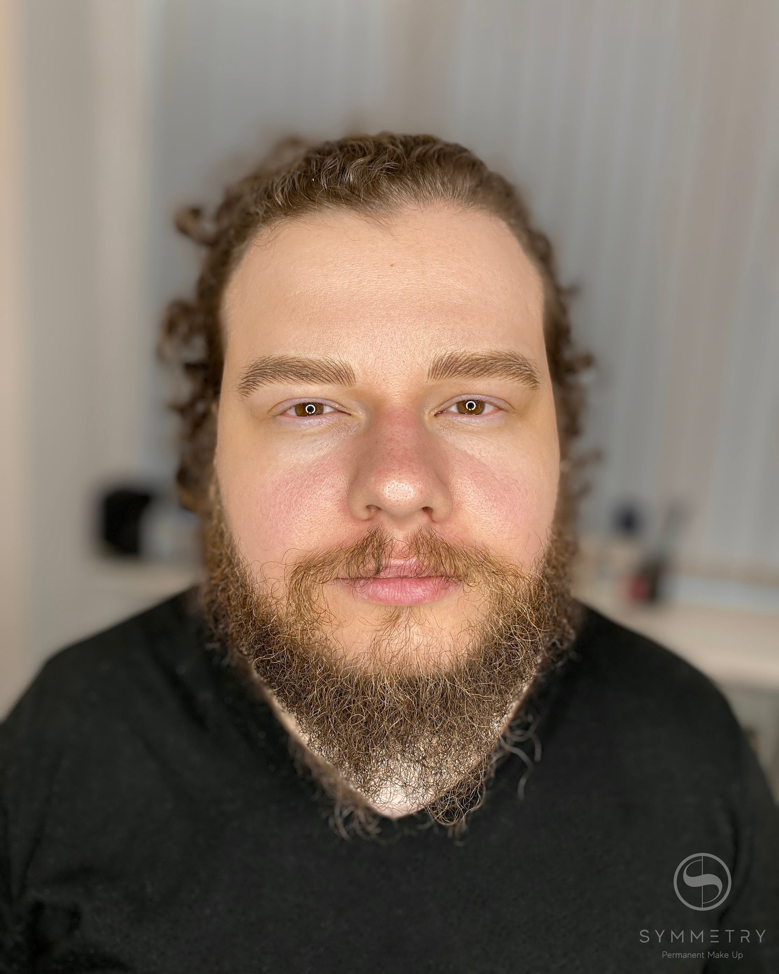 Олеся. Студия перманентного макияжа, косметологии и массажа SYMMETRY в Москве, м. Киевская