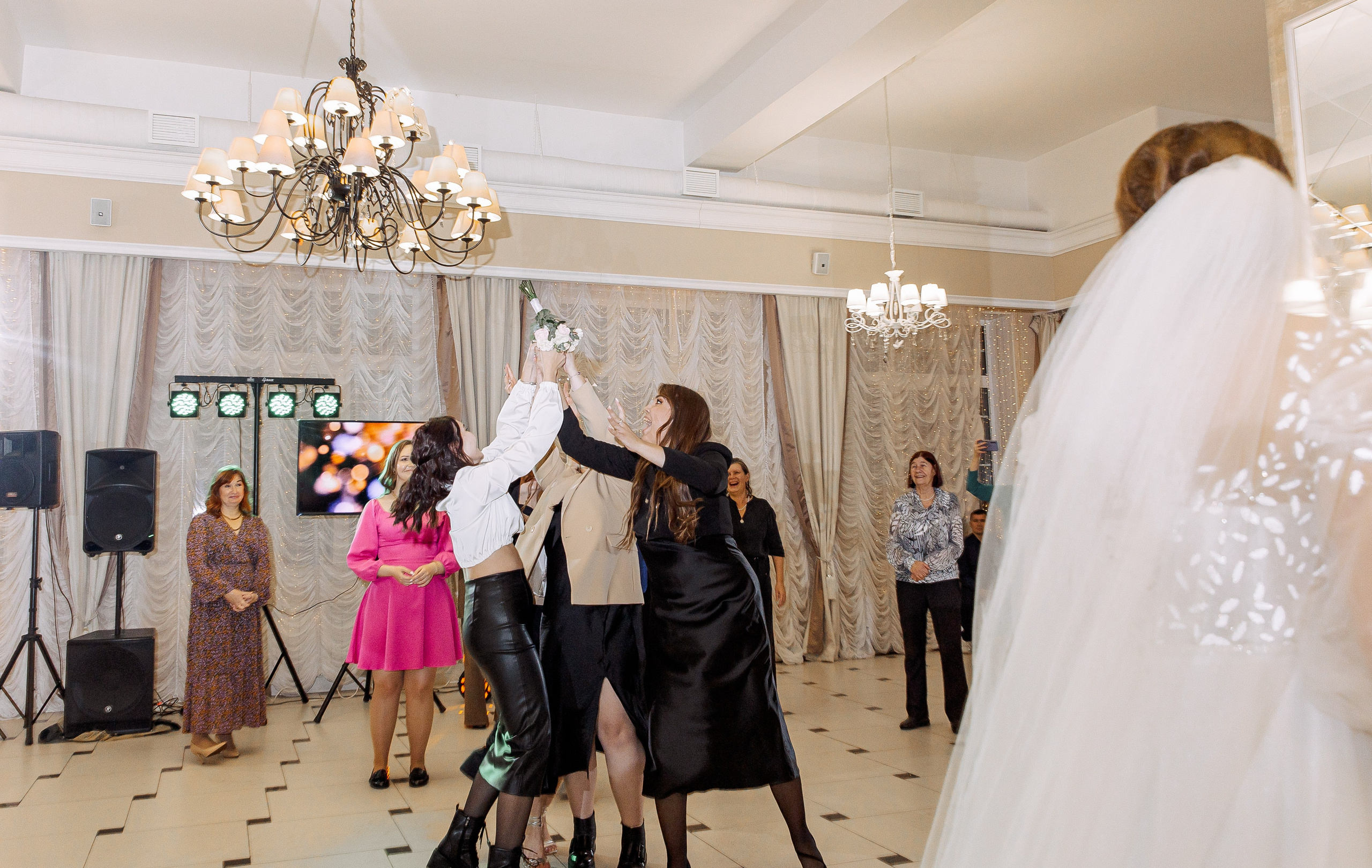 Владислава и Никита. Свадебный и семейный фотограф в Челябинске Юлия Ишимова