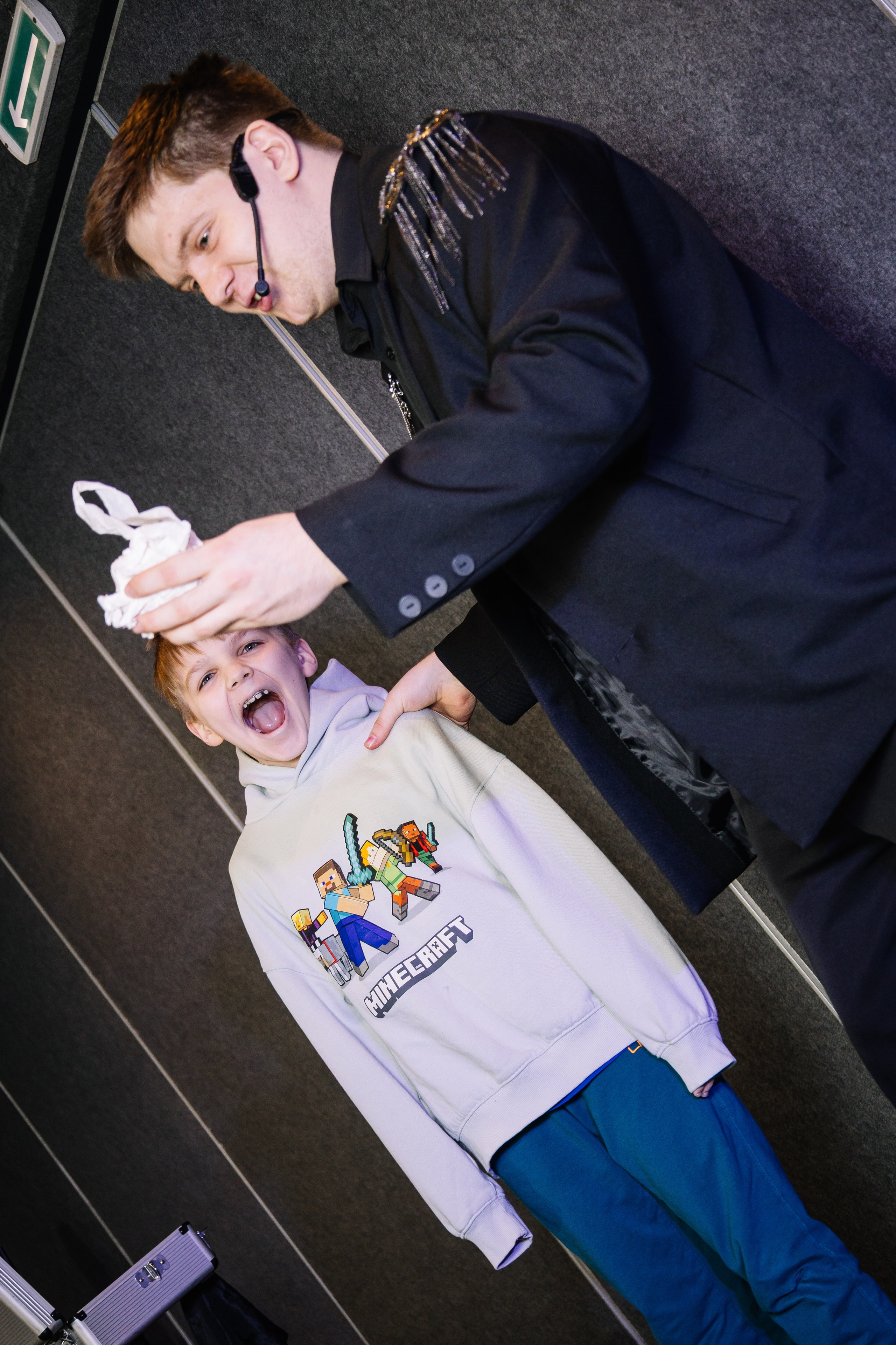 Москва. Фокусник Константин Загузин. 22.03.26. Валерия, репортажный фотограф в г. Москва и г. Владикавказ