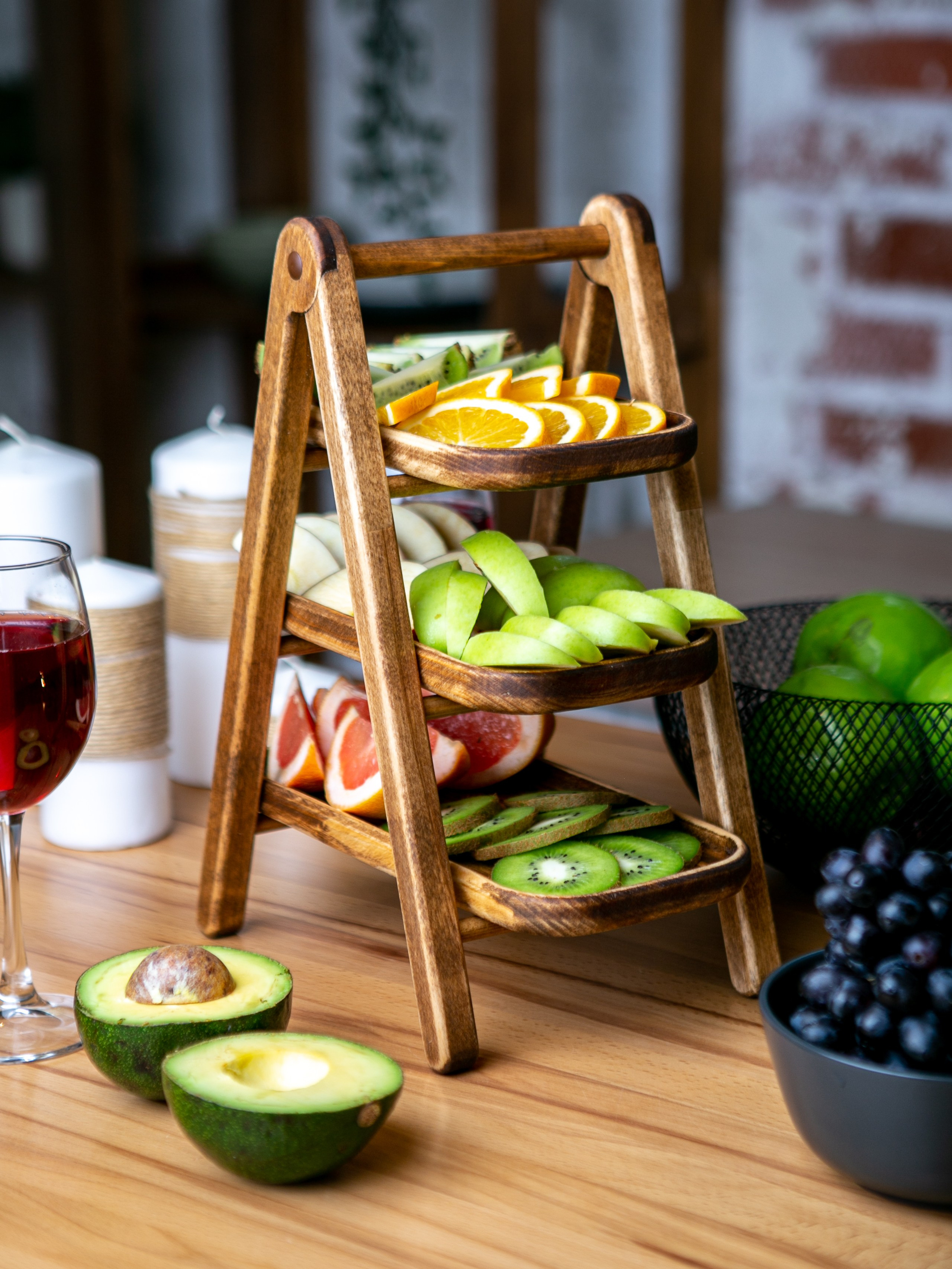 Подносы и этажерки. Контент фотограф, съемка для маркетплейсов, фуд съемка и репортажи в Новосибирске Ралия Галеева