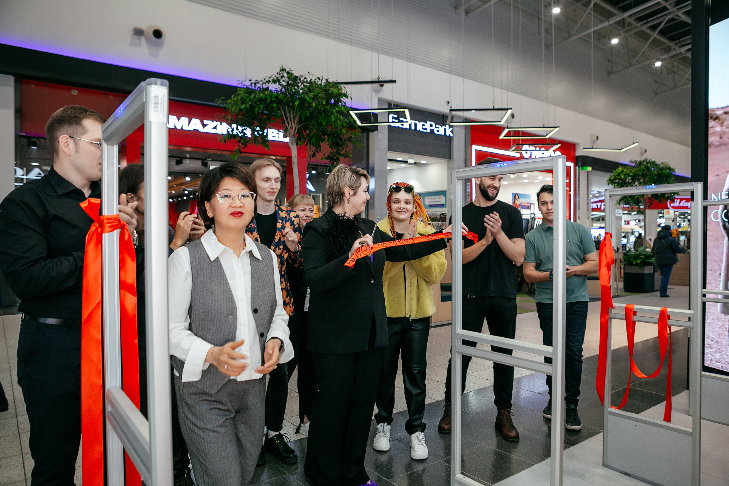 Открытие магазина SAVAGE. Контент фотограф, съемка для маркетплейсов, фуд съемка и репортажи в Новосибирске Ралия Галеева