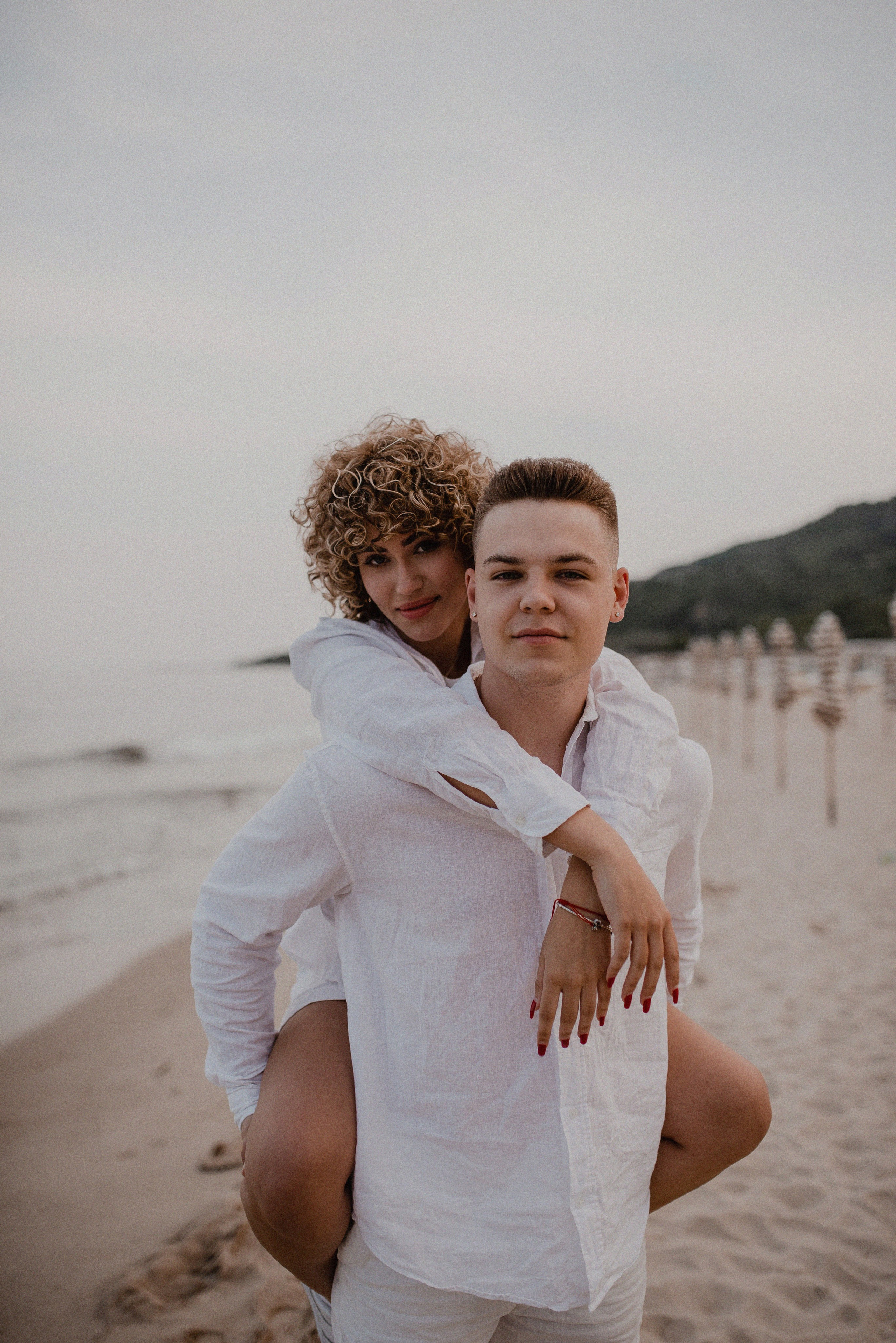 Фотосессия лавстори у моря Калининград. Семейная фотосессия Бутово Москва фотограф Алина Морщагина