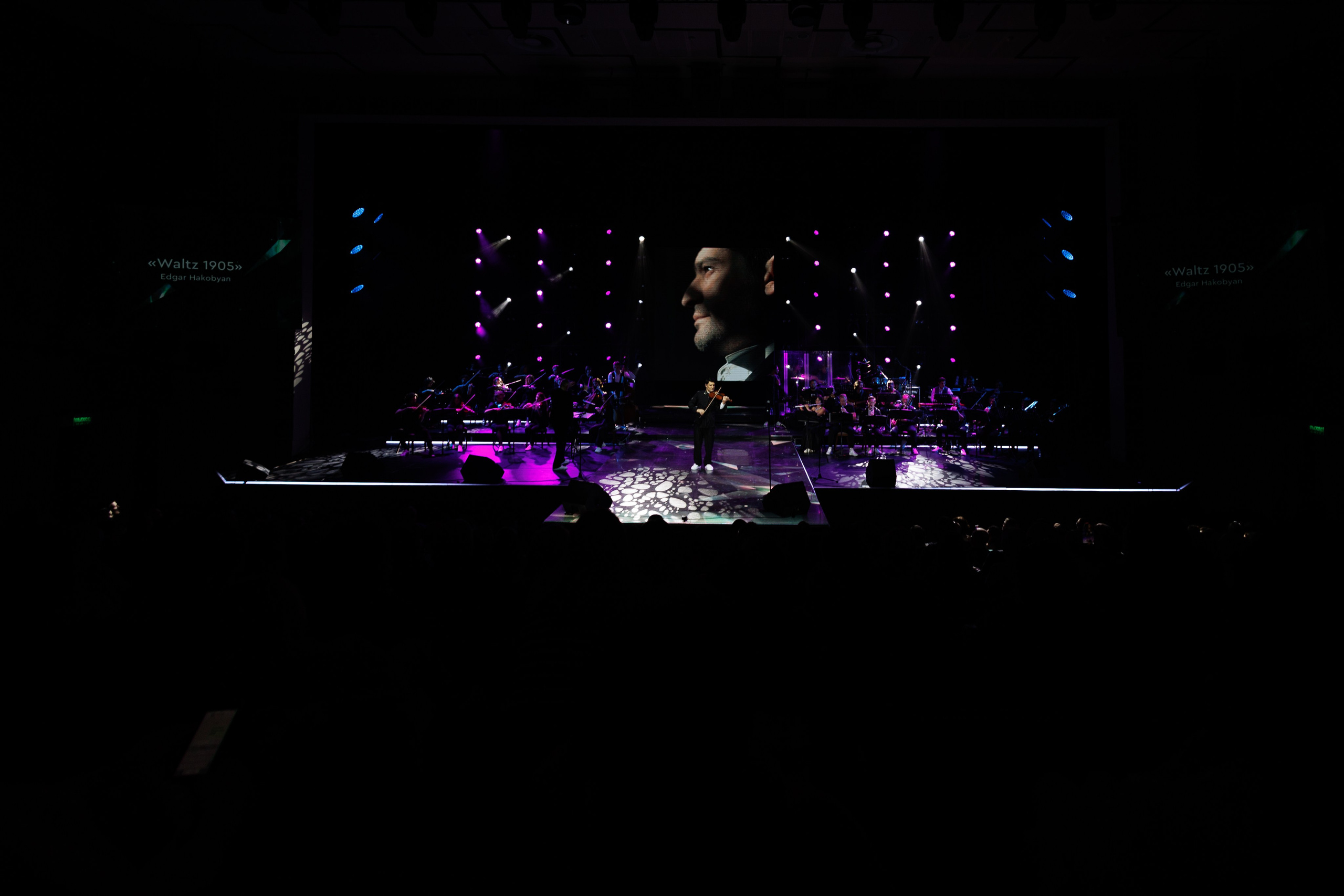 Сольный концерт Эдгара Акобяна. Студийный и свадебный фотограф в Москве Айк Саркисян