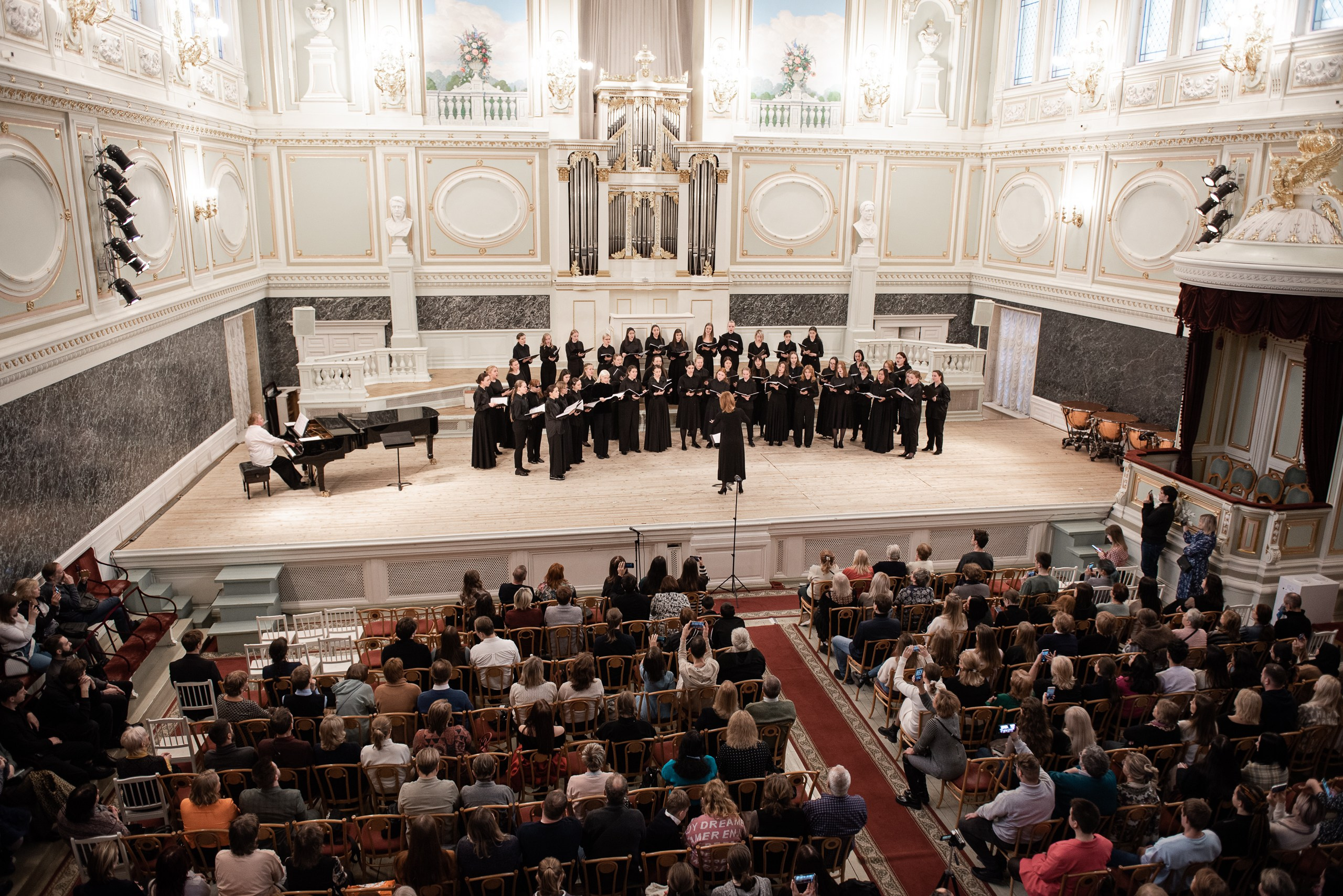 Концерт в капелле