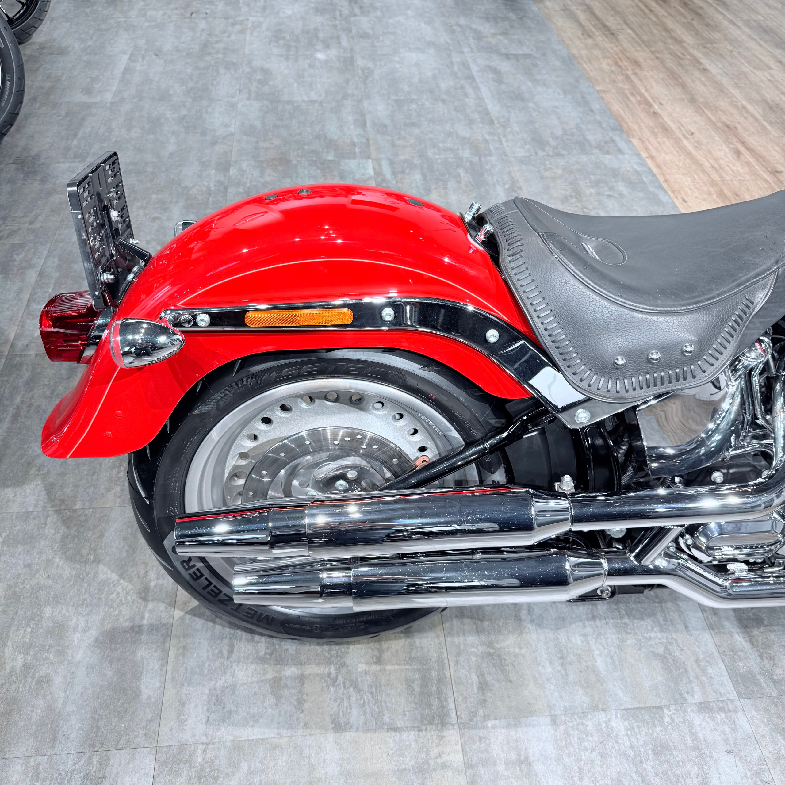 2010 Fat Boy АВS Rеd Сherry Реаrl. Hello Davidson, Москва. Только хорошие мотоциклы…