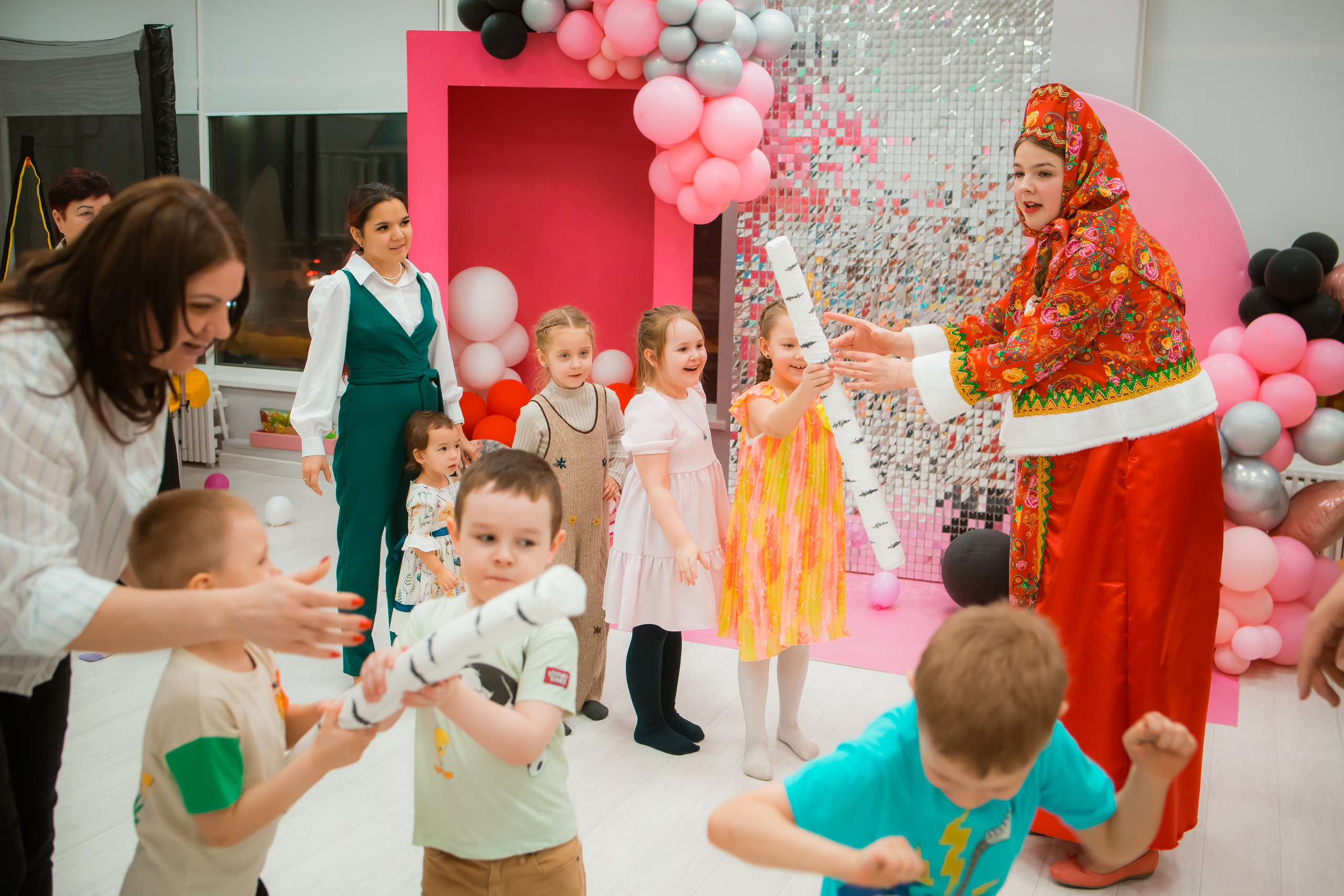 Масленица в ДОММИ. Репортажный фотограф Василий Сазонов в Нижневартовске