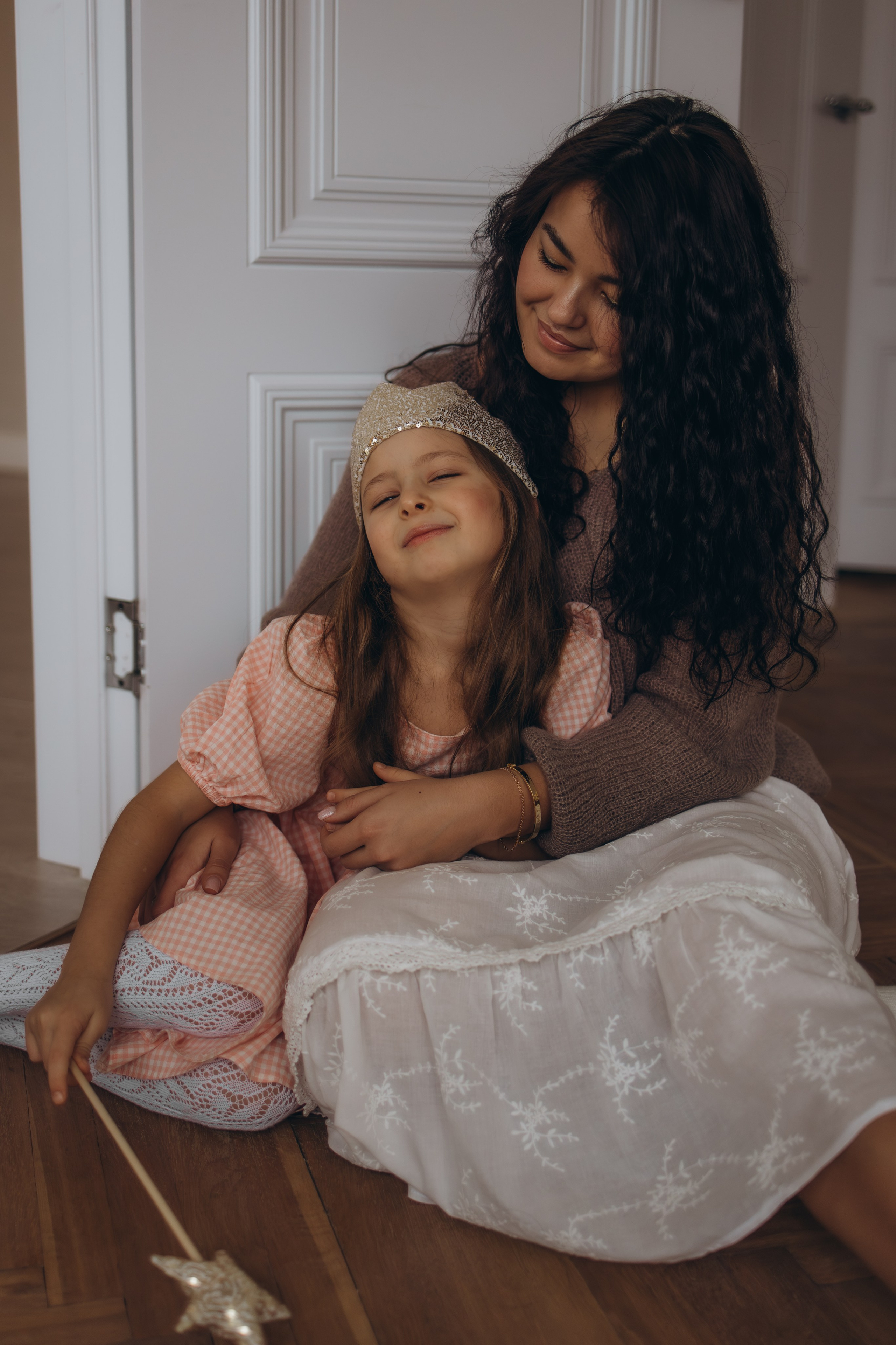 Мамочка и доченька в студии, г. Обнинск (Калужская обл.). Надежда Стар семейный и церковный фотограф в Жукове и Калужской области