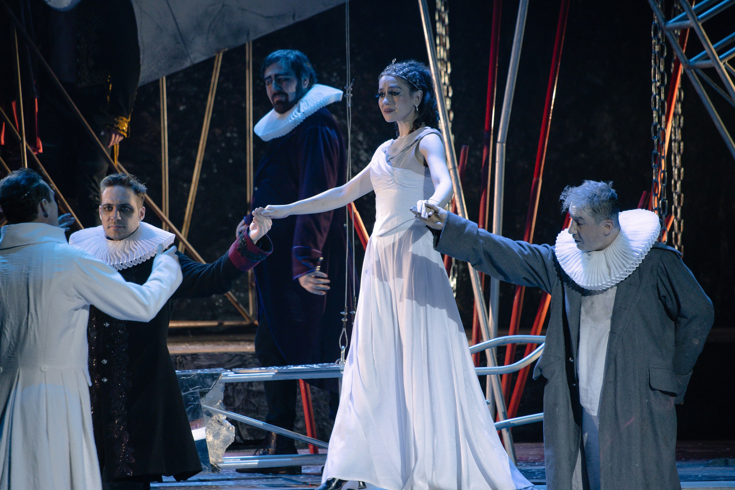 Шекспир_Сон_Чехов Центр. Фотограф. г. Южно-Сахалинск. Олег Толстов