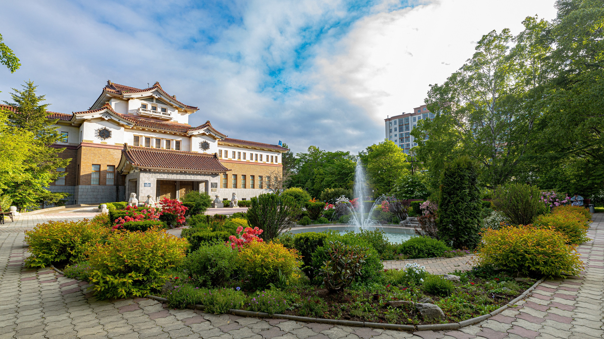 О.Сахалин. Фотограф. г. Южно-Сахалинск. Олег Толстов