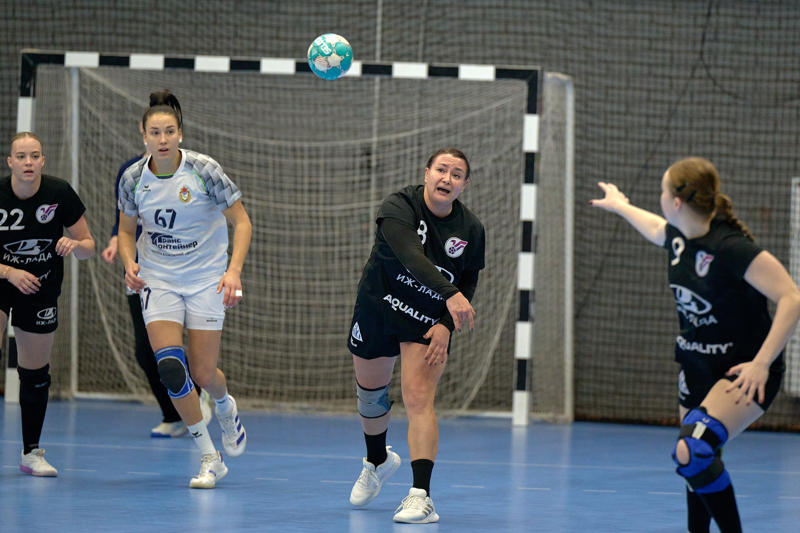 Гандбол. OLIMPBET Суперлига. «Университет» — «ЦСКА». Спортивный репортажный фотограф в Ижевске Сергей Мерзляков