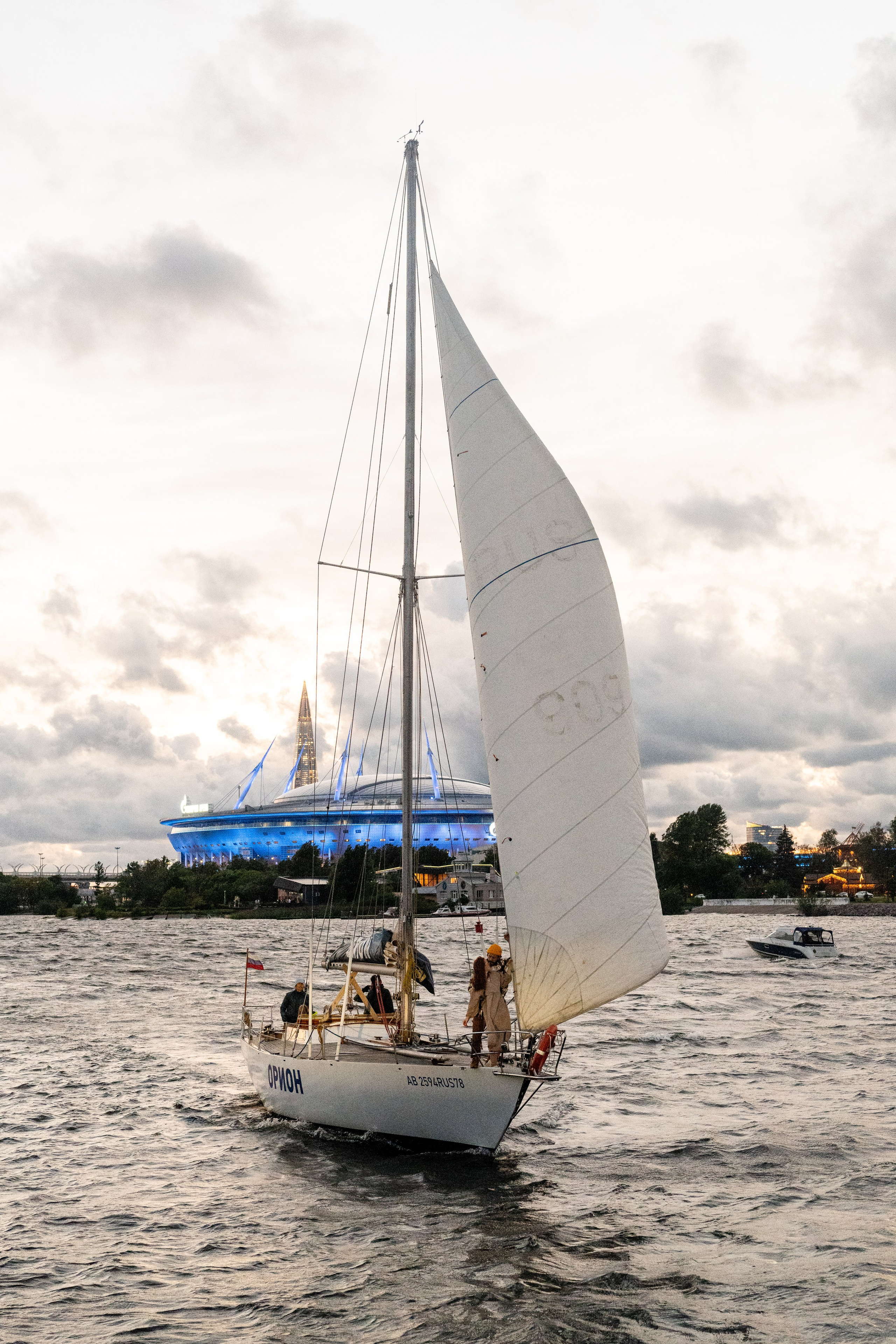 Даниил и Виктория. Яхта. Свадебный и семейный фотограф в СПб Валерия Фомичева