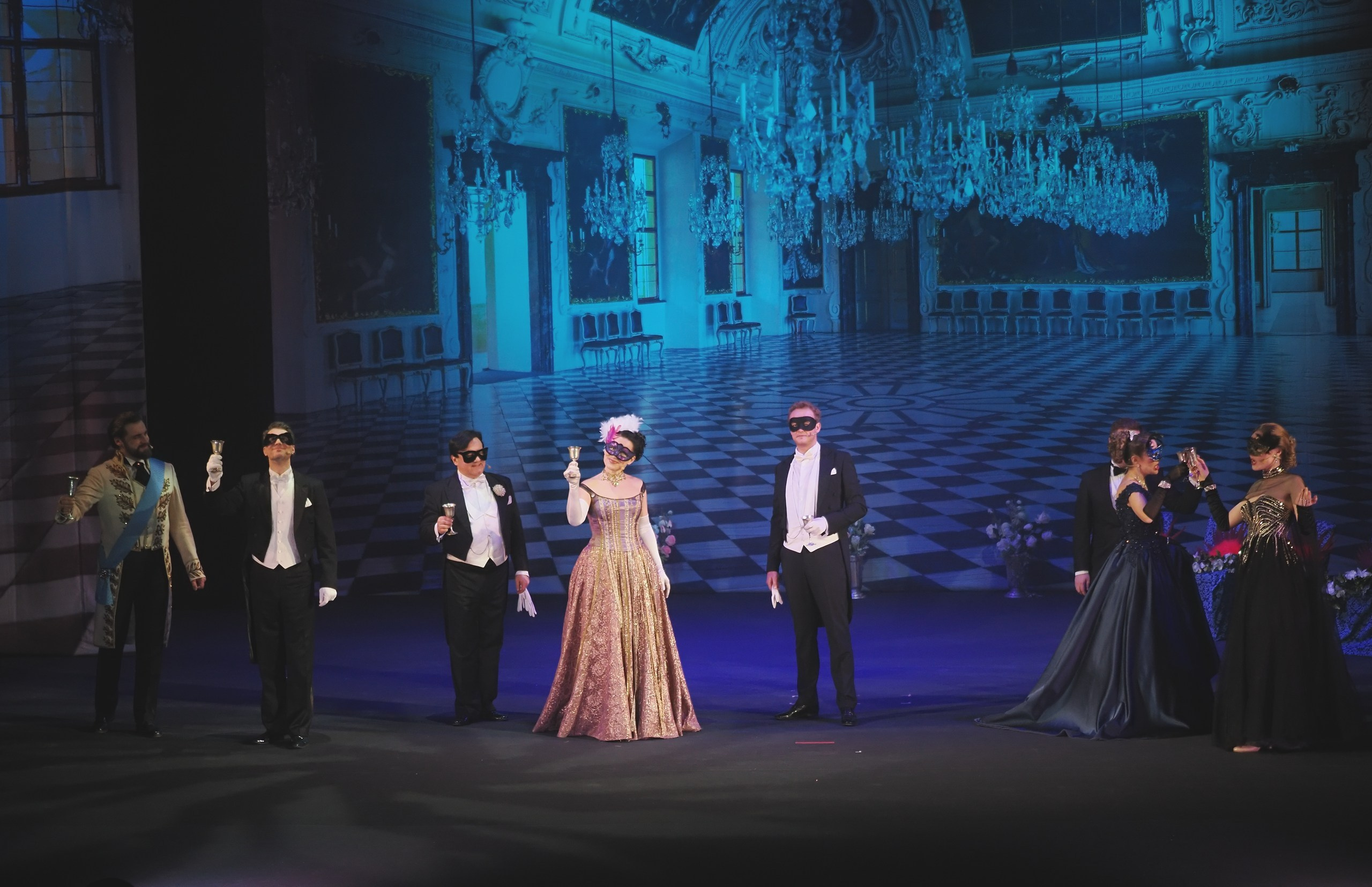 «БУФФ-ПАРАДИЗ» Летучая мышь (в Нск). Портретный и спортивный фотограф в Новосибирске и Твери Кононов Алексей