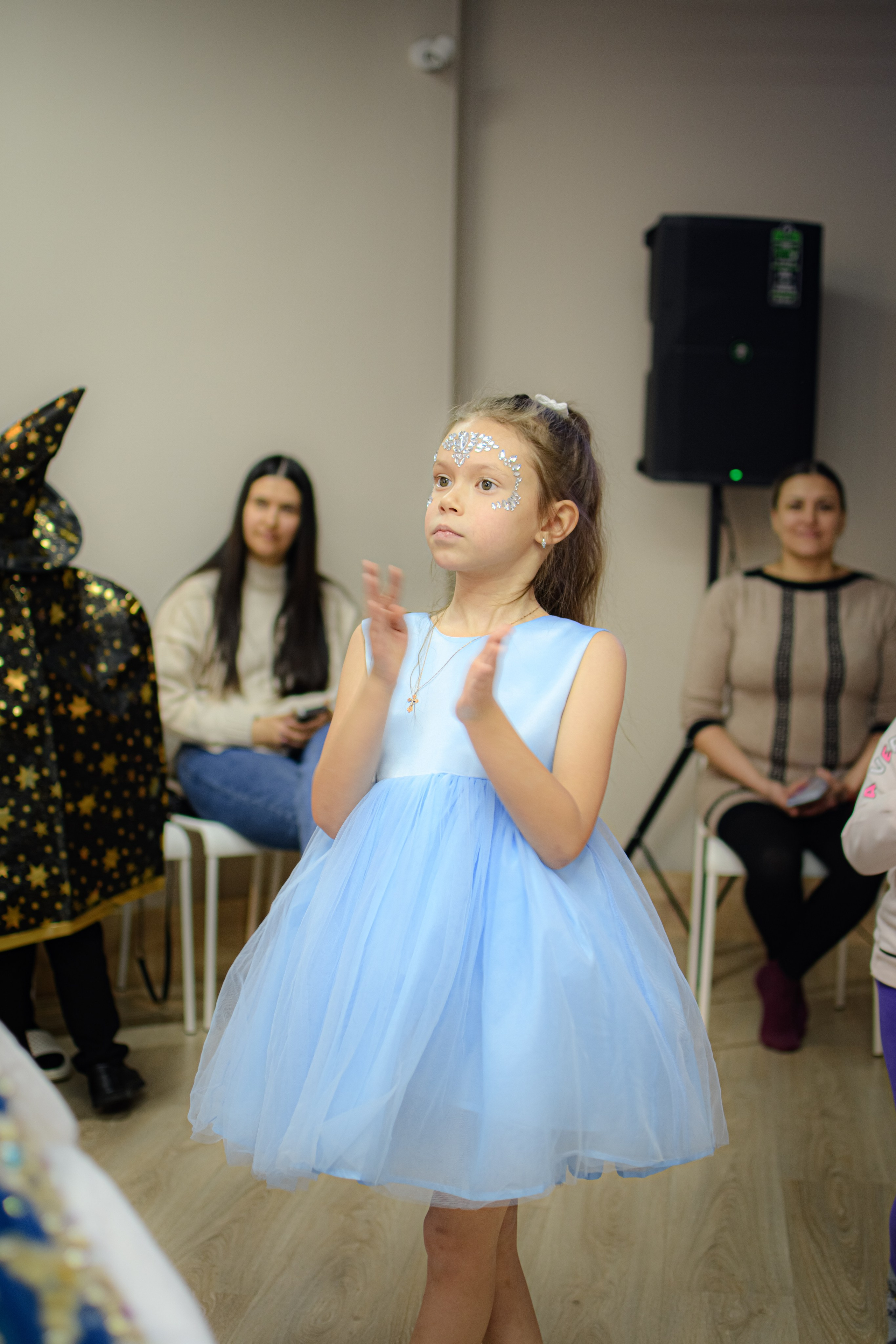 HAPPY NEW YEAR. Photokarish