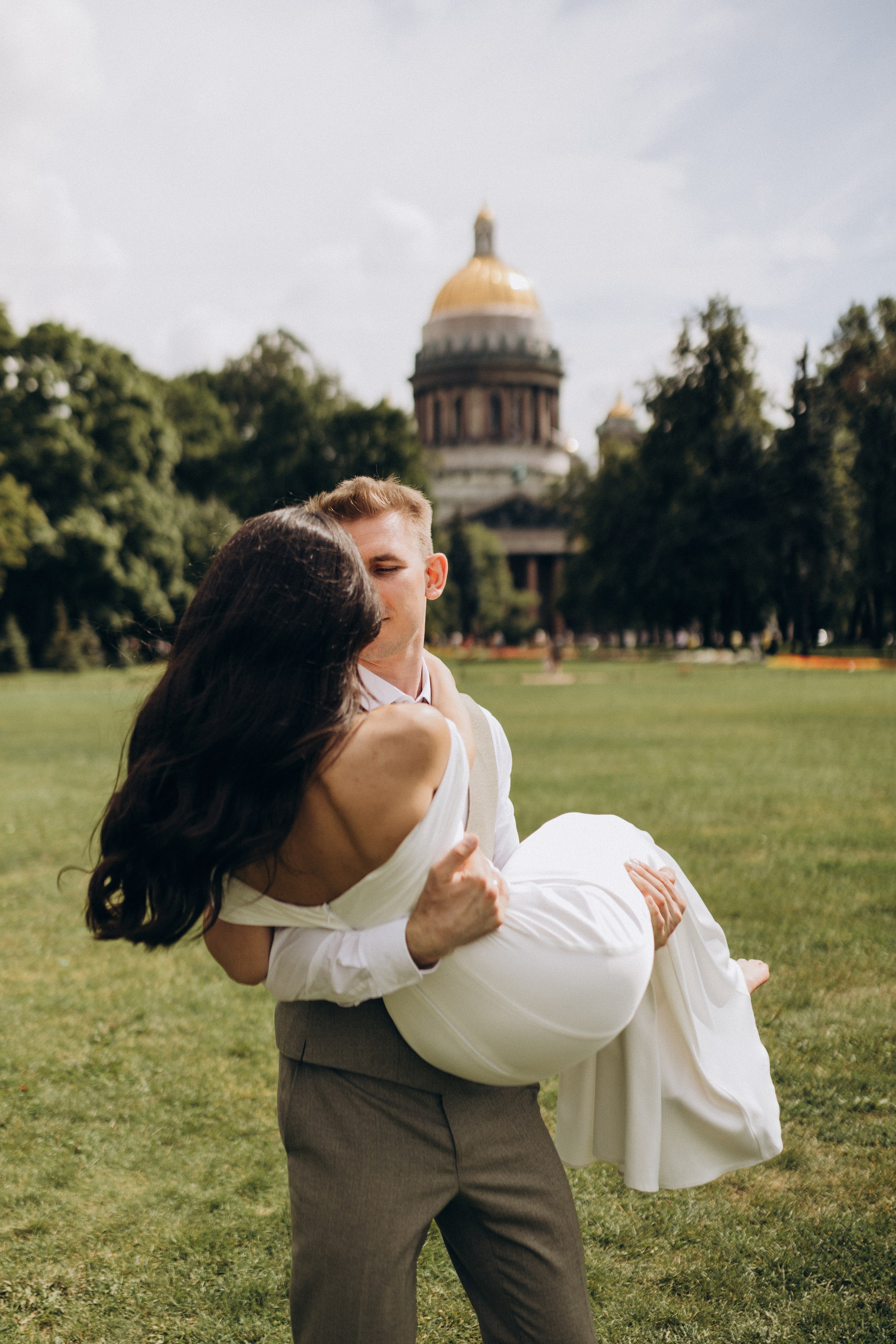 Сергей и Эльнара | Загс Калининского района. Свадебный и love story фотограф в Санкт-Петербурге
