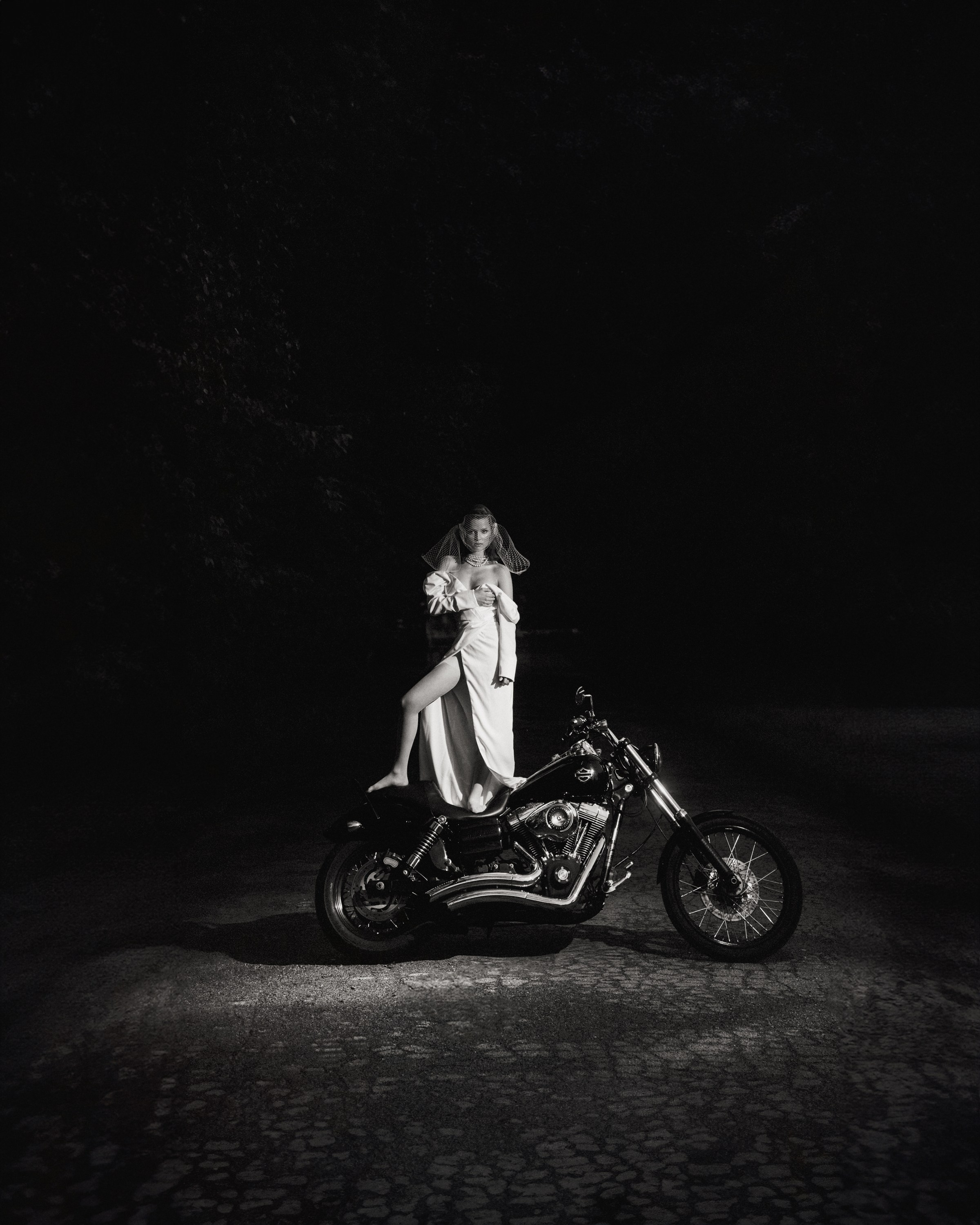 Moto. Фотограф Александр Захар. Минск, Москва, Дубай