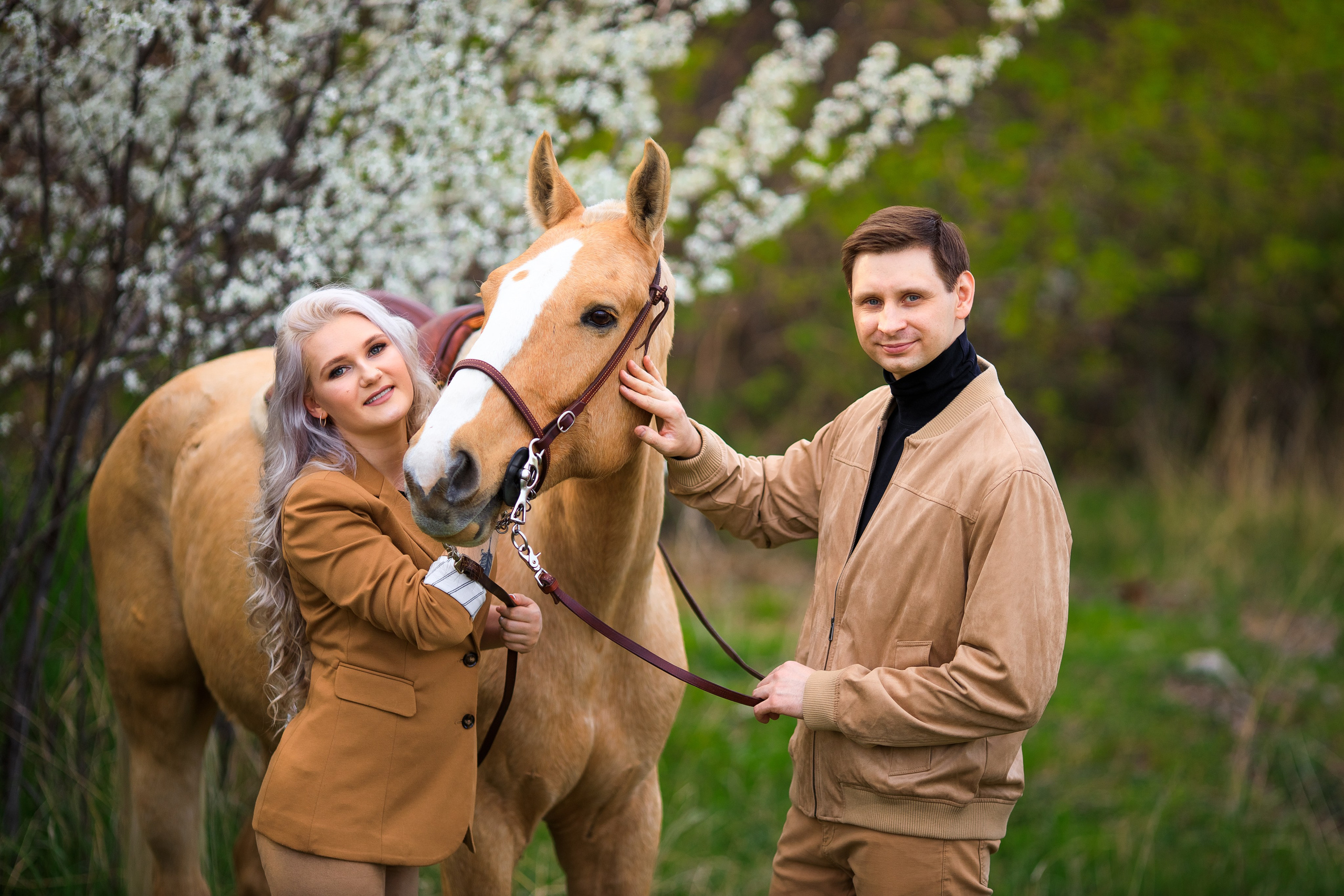 LoveStory с лошадью в Алматы. Свадебный и семейный фотограф в Алматы Алексей Балышев