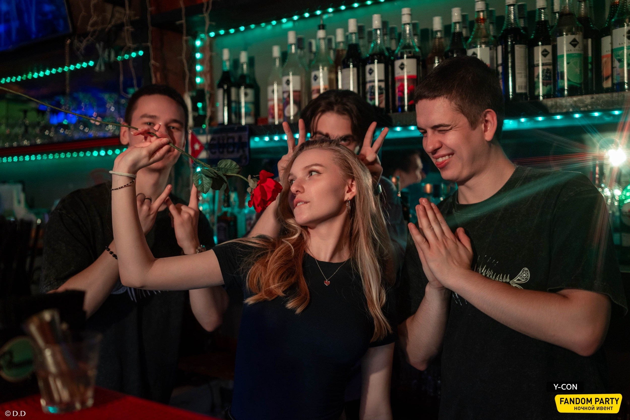 Fandom Party 18+ в Live Star Club 2025. Различные мероприятия и просто фотографии людей