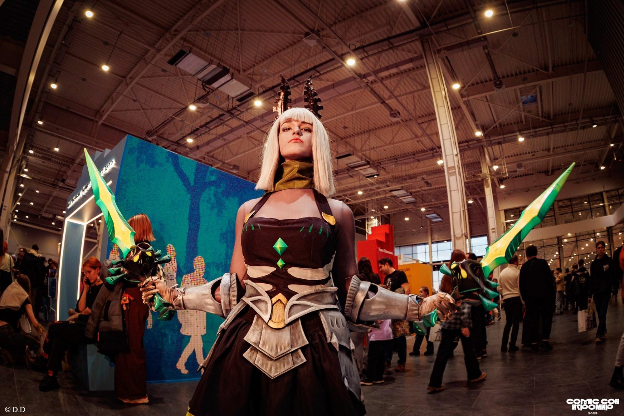 Comic Con Игромир 2025. Различные мероприятия и просто фотографии людей