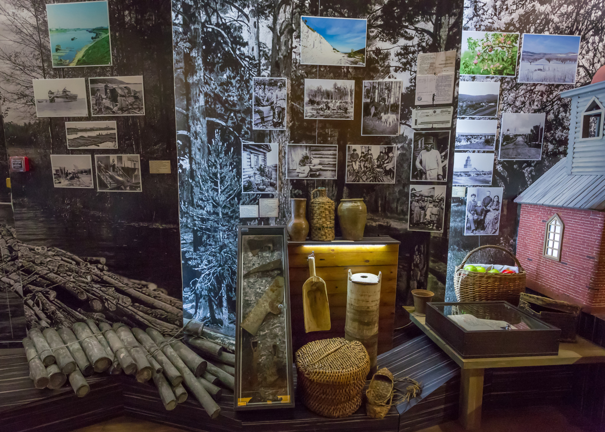 ХВАЛЫНСК: ГОРОД НА ДНЕ МОРЯ. Контакты