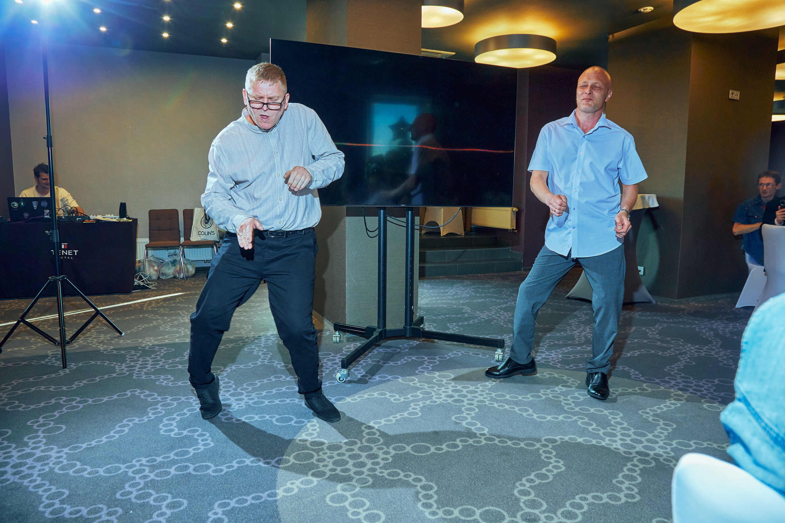 Выпускные 9-й и 11-й класс. Фотограф в Екатеринбурге Булат Хамитов