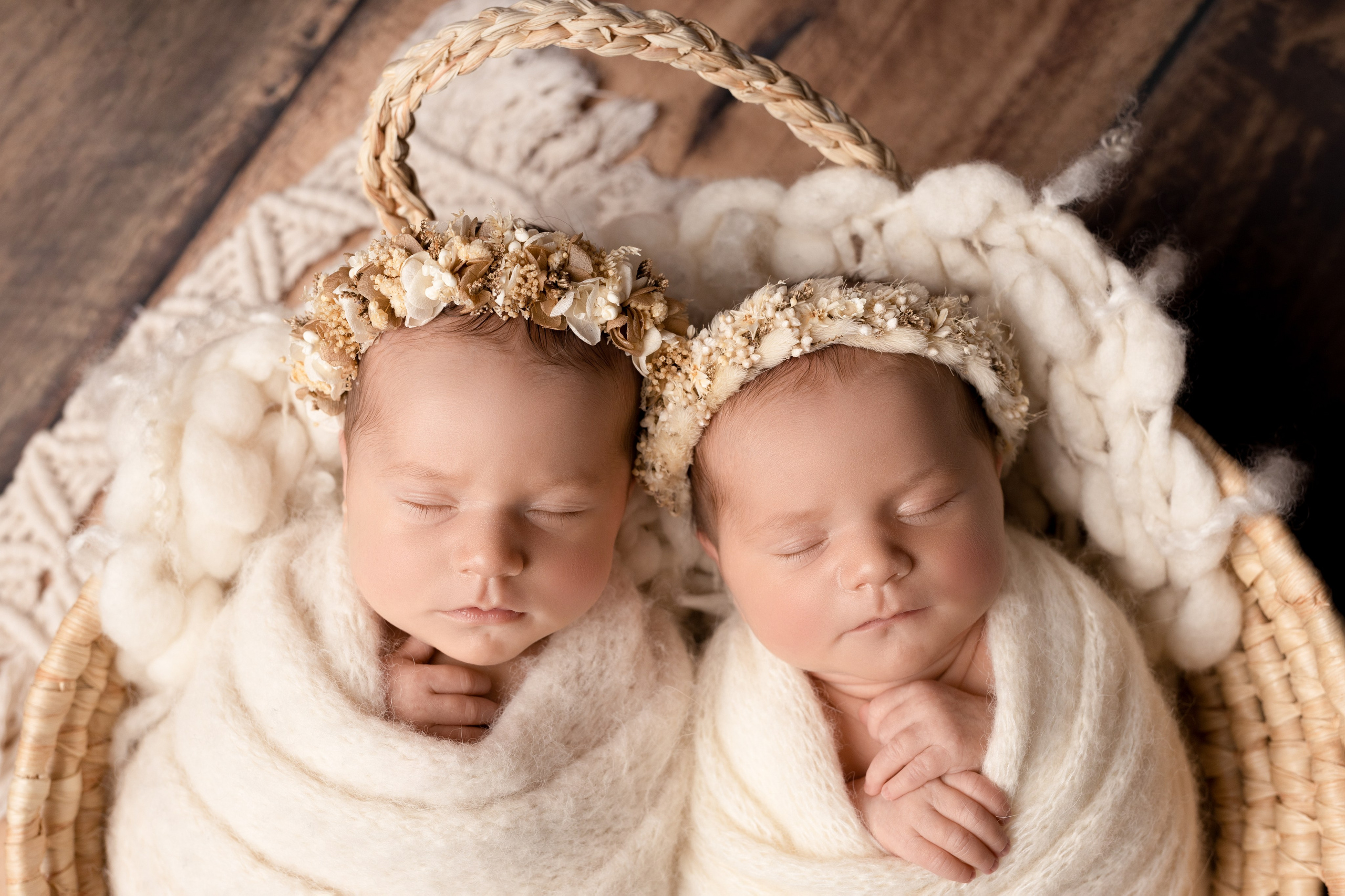 Фотограф новорожденных | Екатерина | Портфолио и цены | Съемка в студии и дома. Фотограф уникального направления ньюборн в Москве Екатерина Буценина