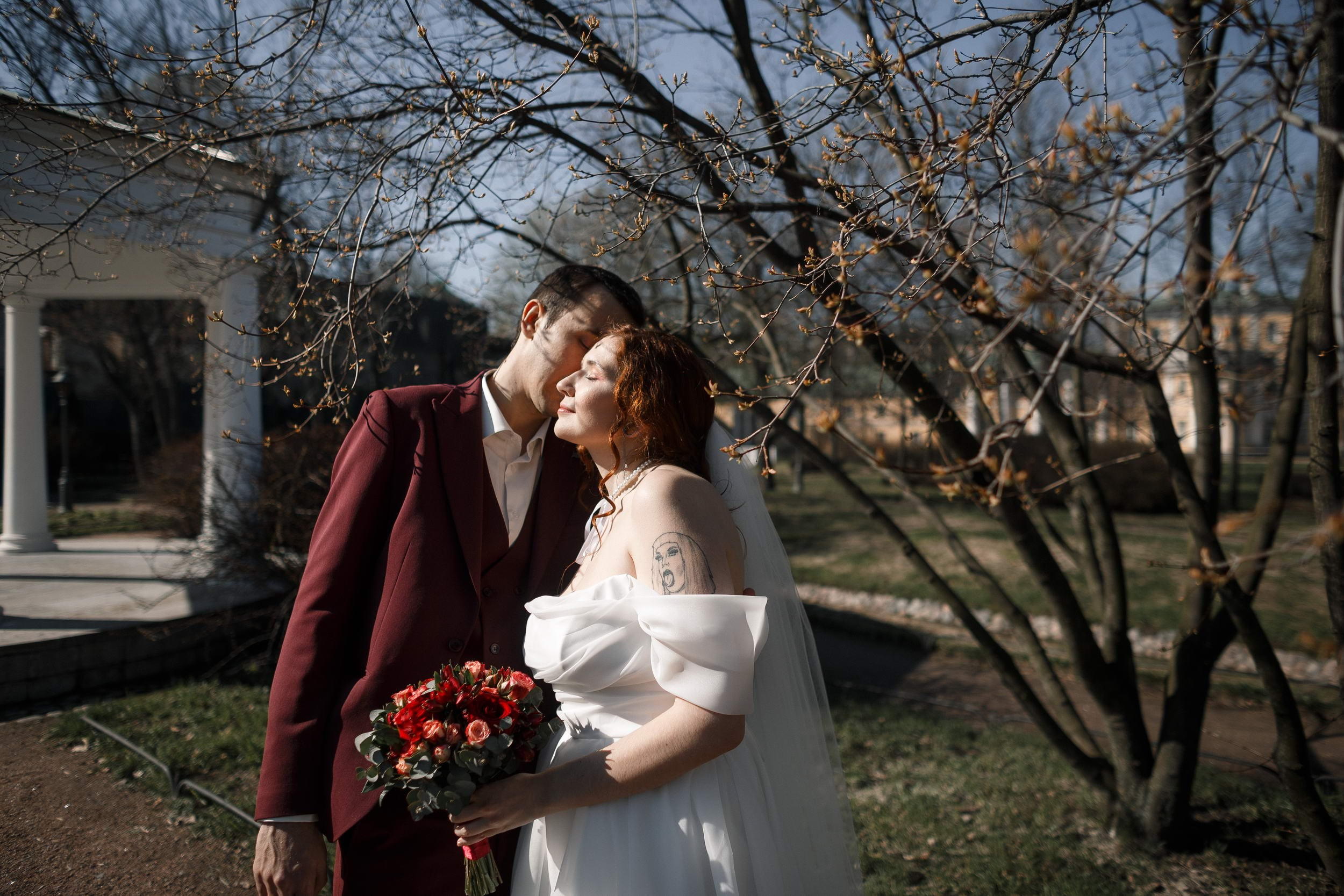 Свадьба в ЗАГСе Адмиралтейского района Санкт-Петербурга. Свадебный фотограф Игорь Брундасов 8PHOTO на свадьбу венчание загс СПб
