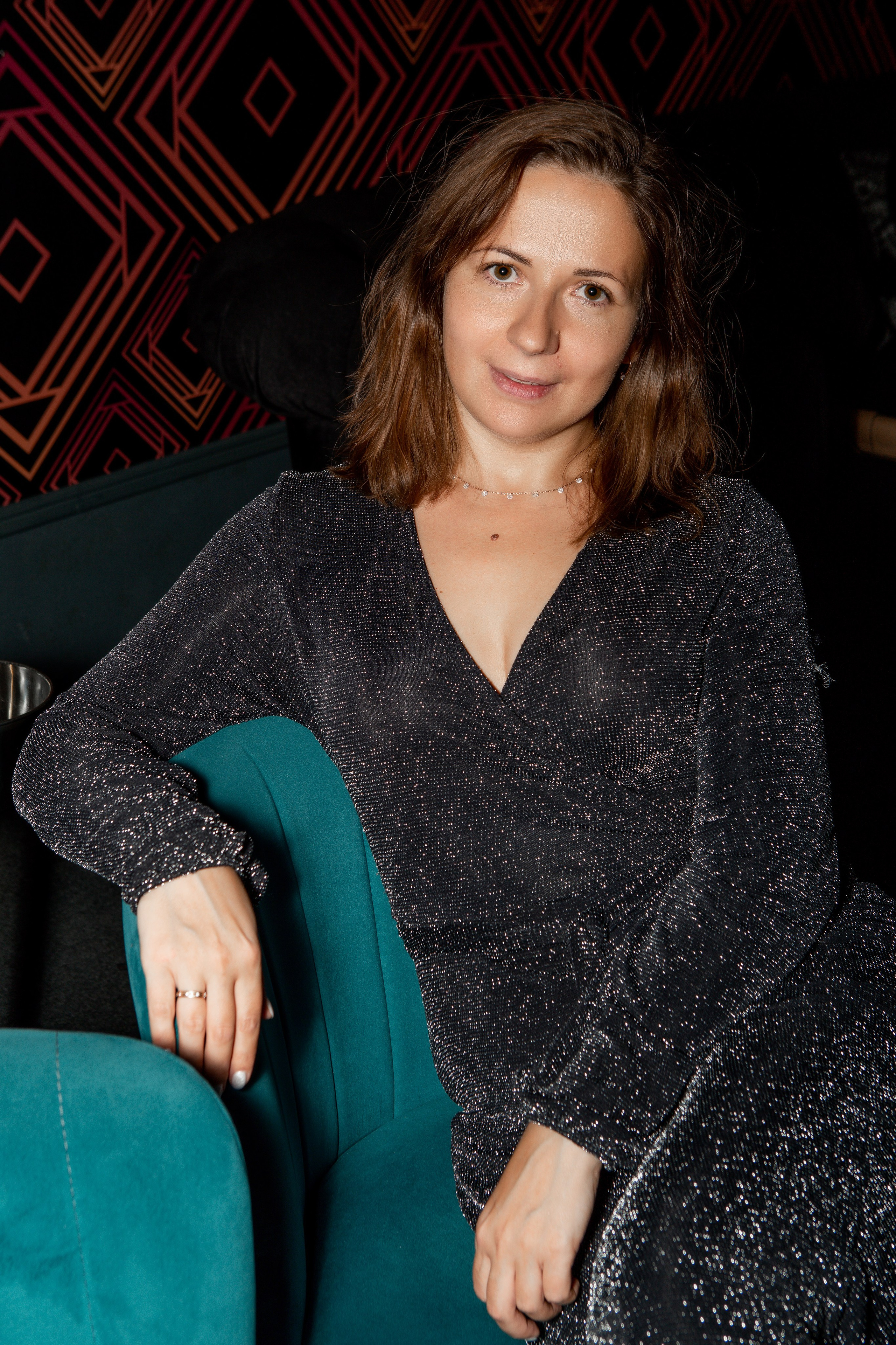 5 лет Женскому клубу. Контент фотограф, съемка для маркетплейсов, фуд съемка и репортажи в Новосибирске Ралия Галеева