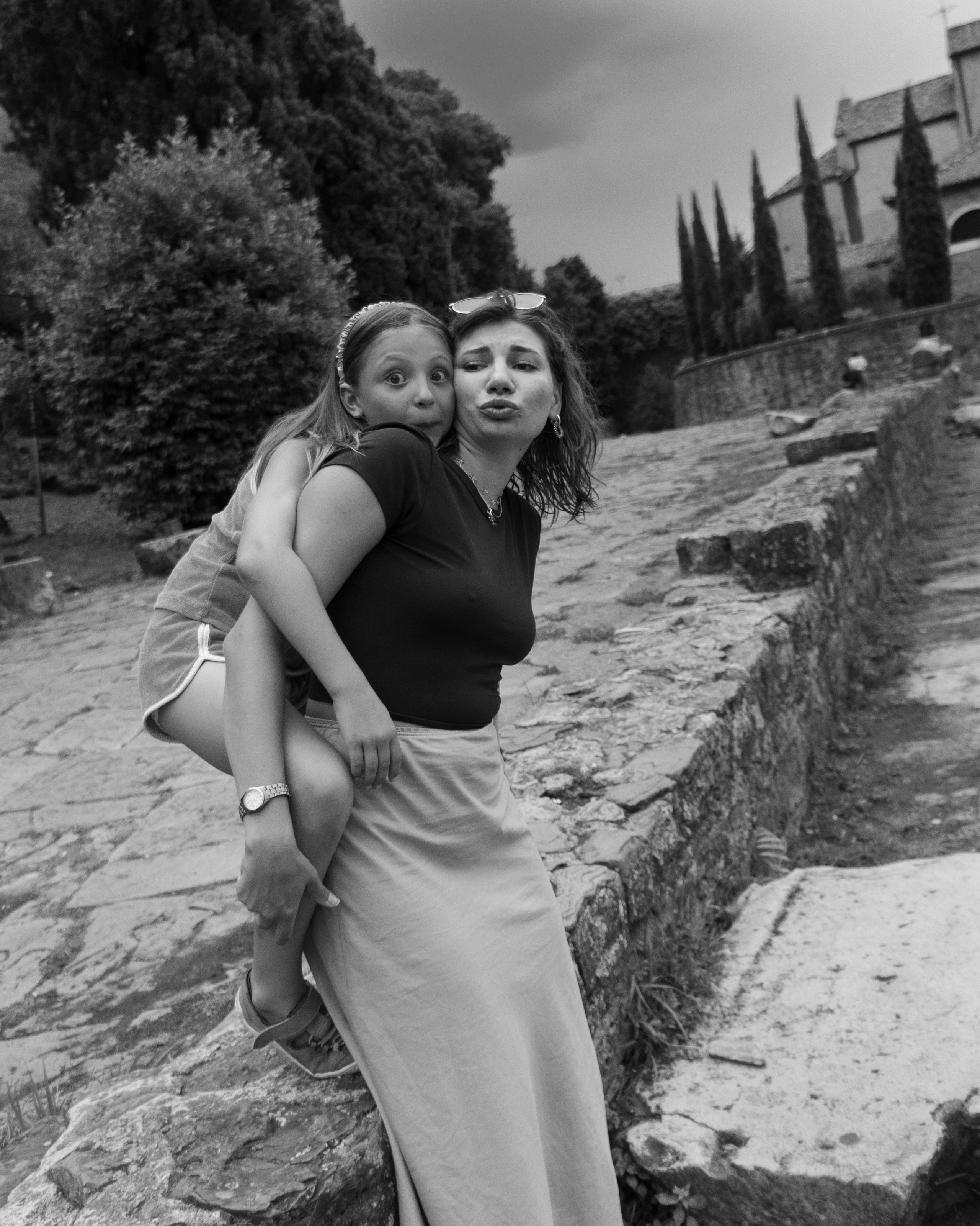 Mother e doughtier