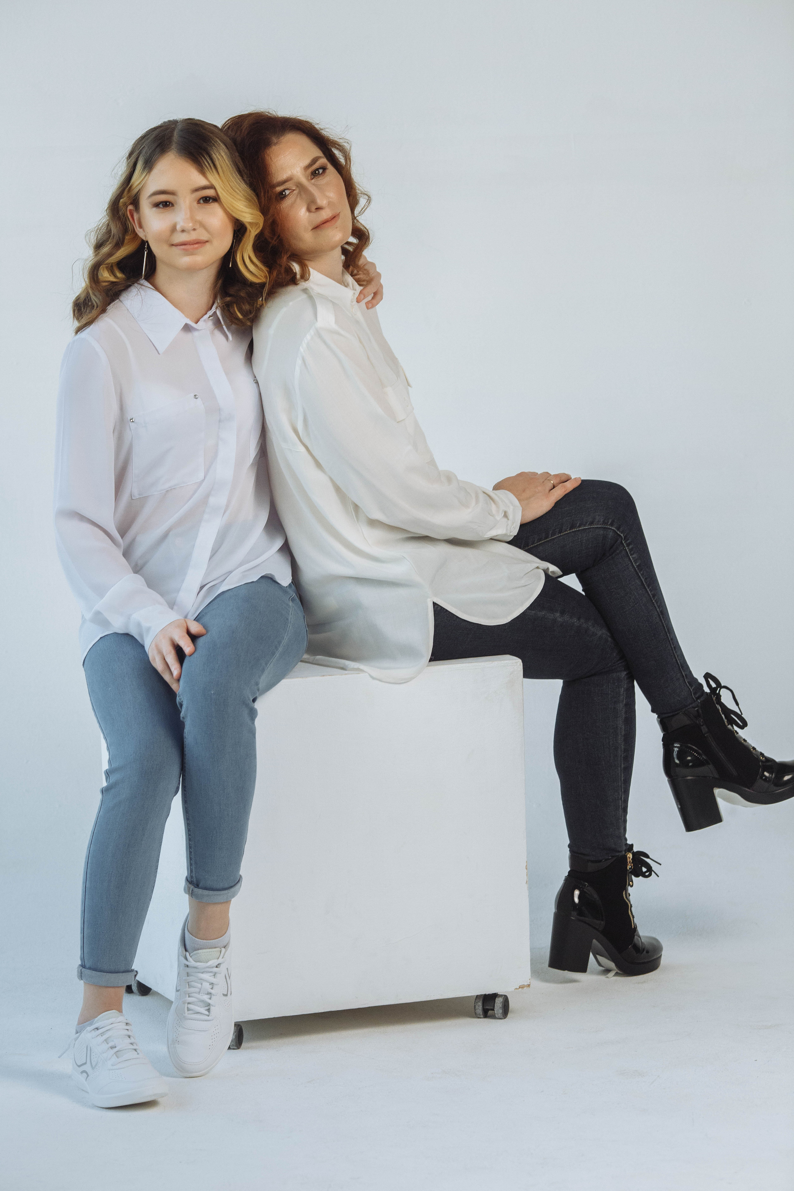 Мама и дочь. Главная