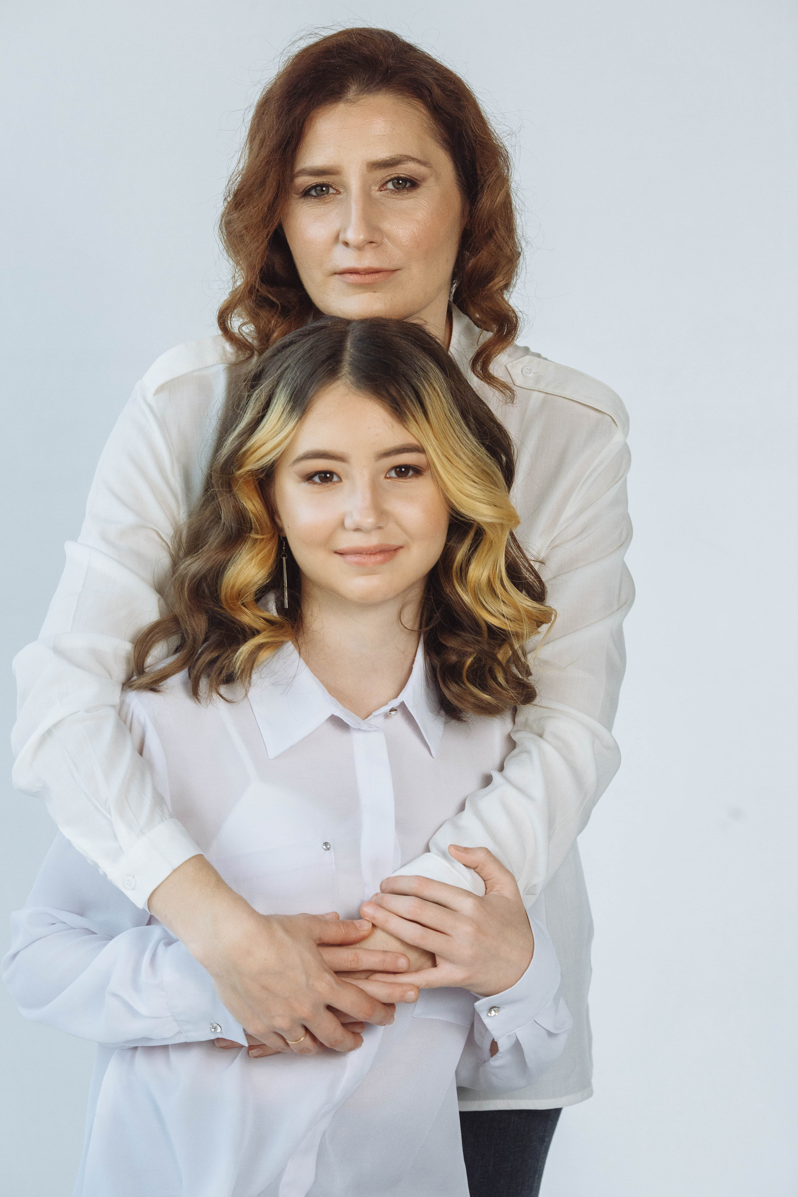 Мама и дочь. Главная