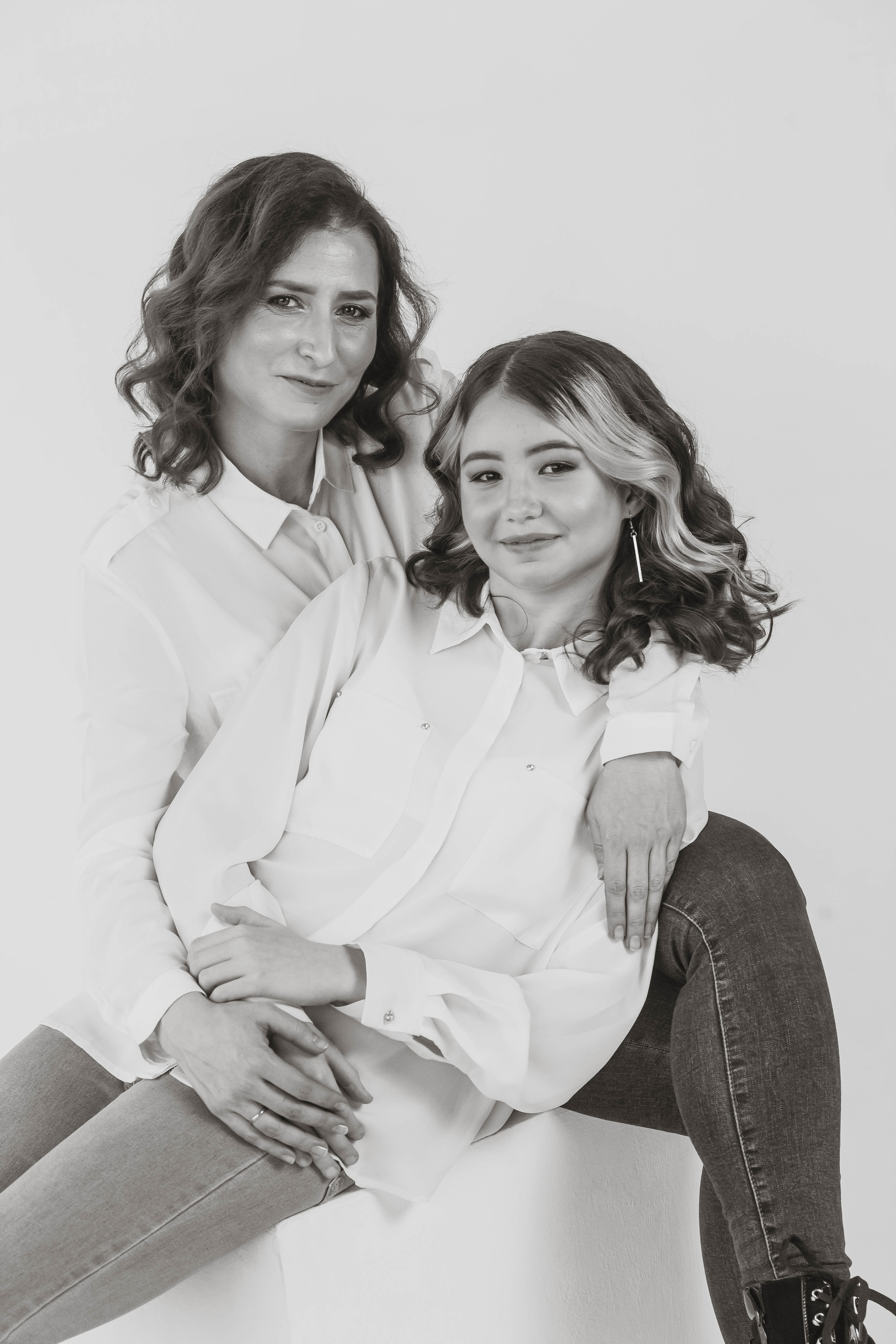 Мама и дочь. Главная