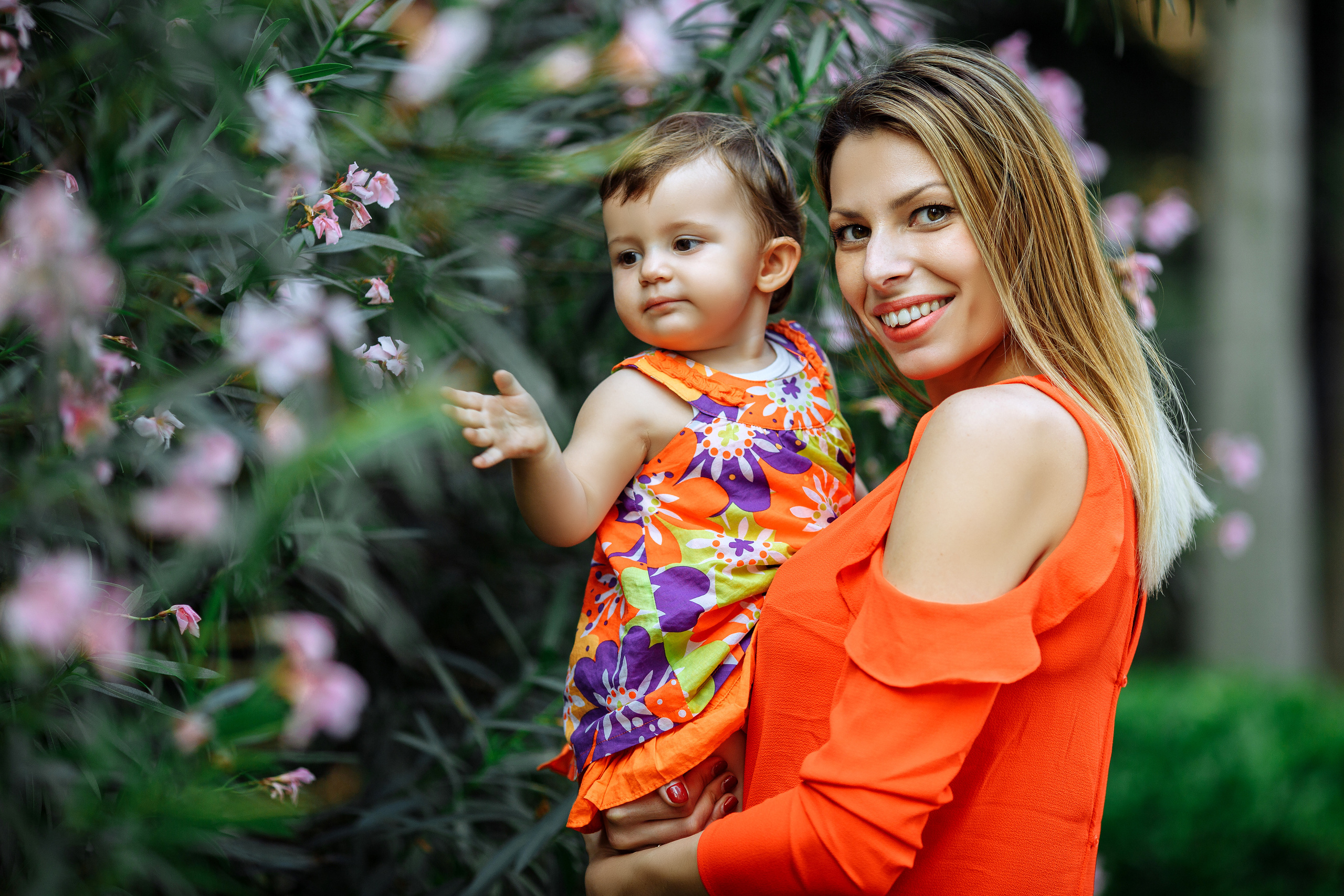 Семья итальянцев, фотопрогулка в Гуанджоу. Главная