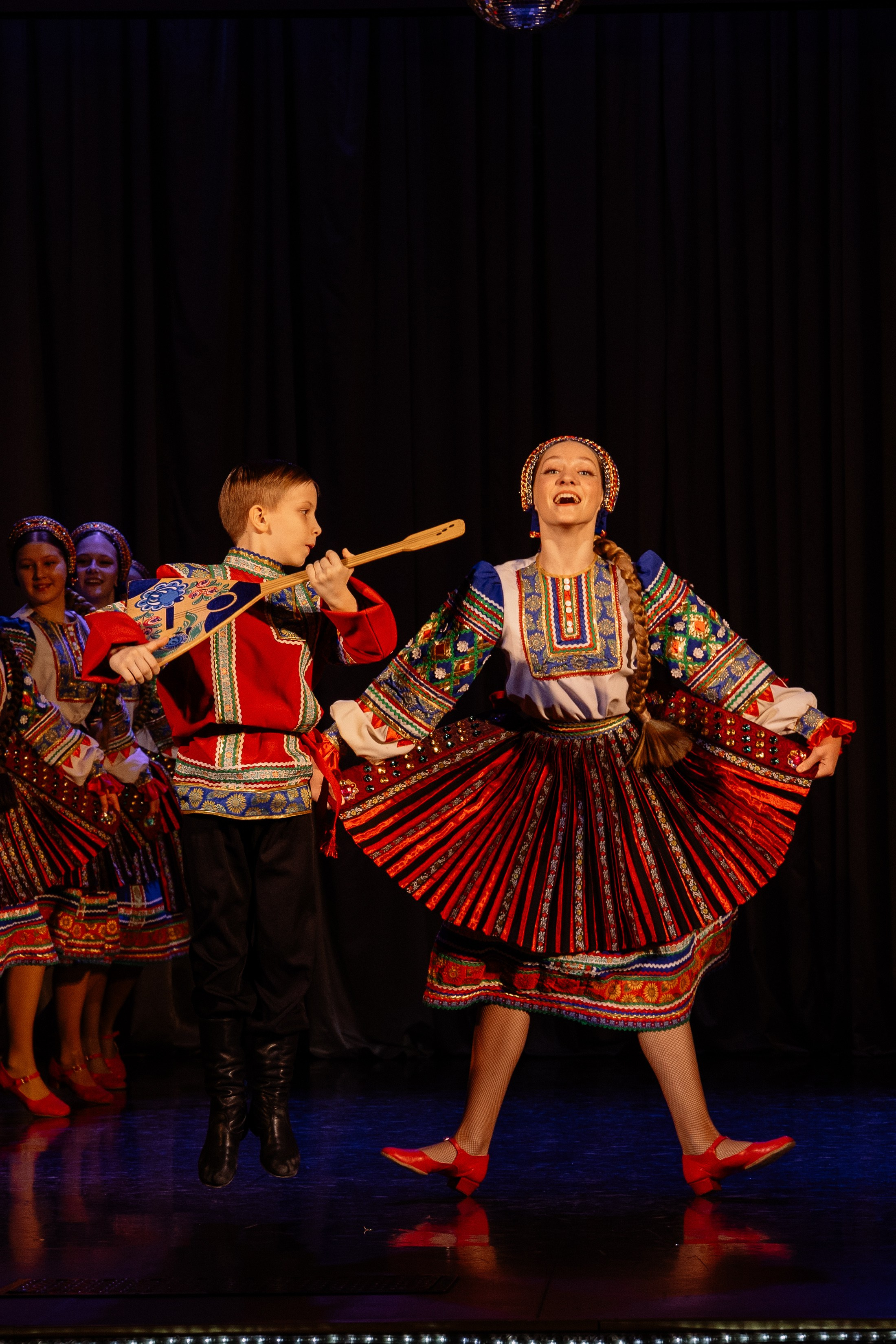 Сибирские узоры ДК Ефремова. Фотограф Юлия Мальцева