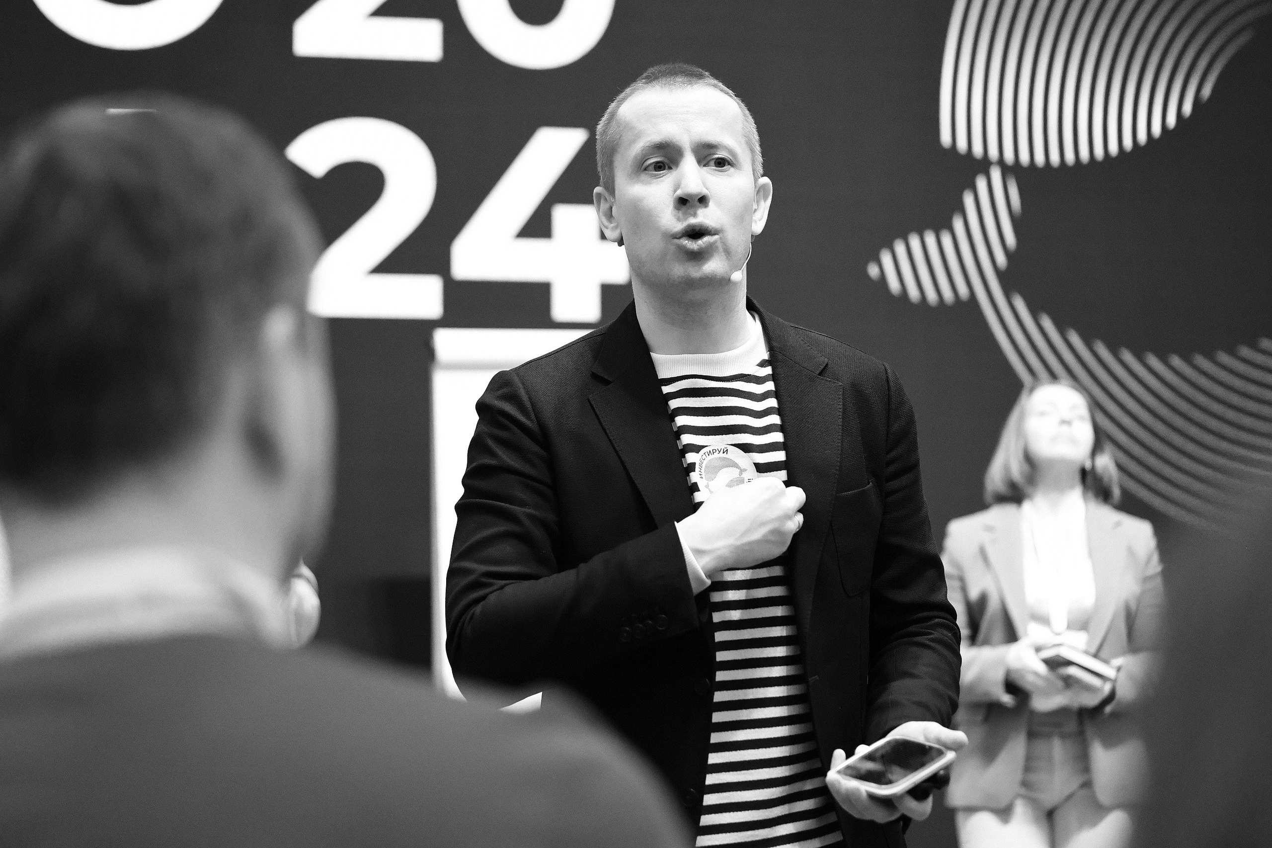 Дело Года 2024. Счастье в деятельности. Проект Филиппа Гузенюка. Фотографирую масштабные события, людей и их истории по всему миру. Константин Трубников