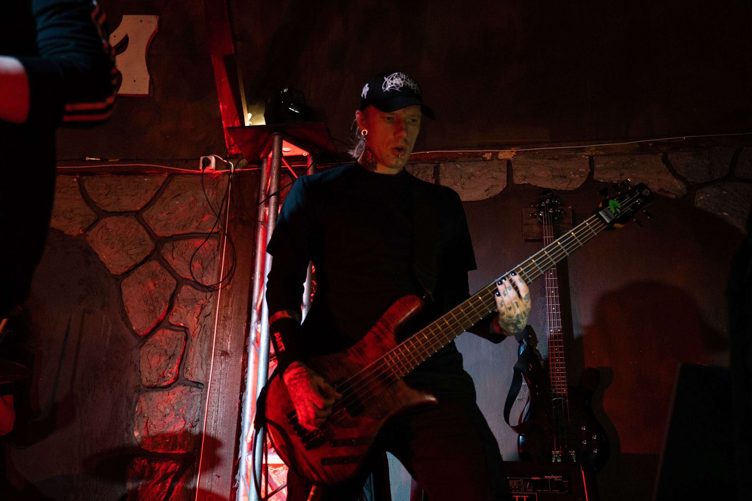 Ночь На Земле|Нора, Псков. Концертный и репортажный фотограф в Санкт-Петербурге Слава Пахомов