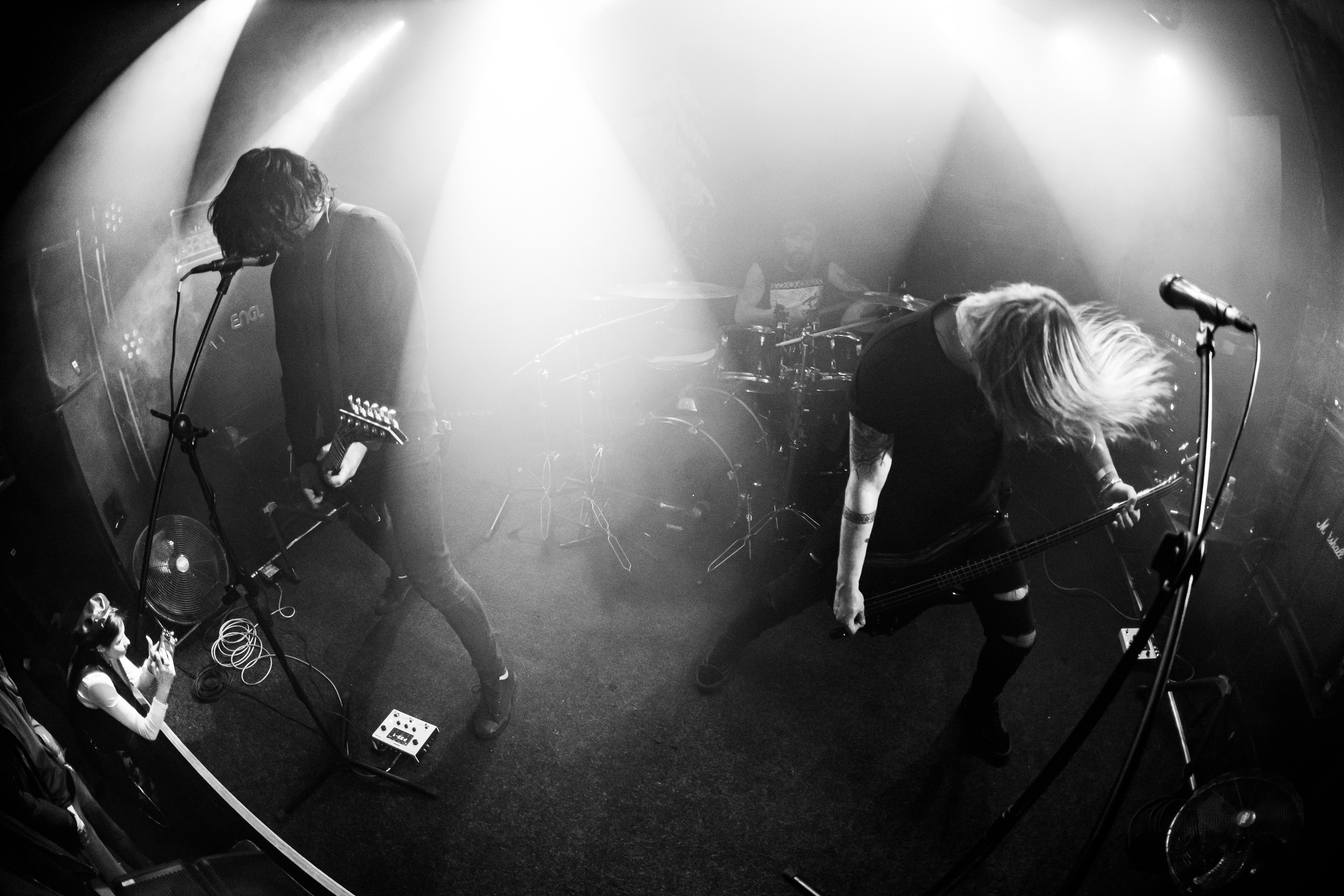 ИЛ • Minuala • Khlad|Цоколь 2.0. Концертный и репортажный фотограф в Санкт-Петербурге Слава Пахомов