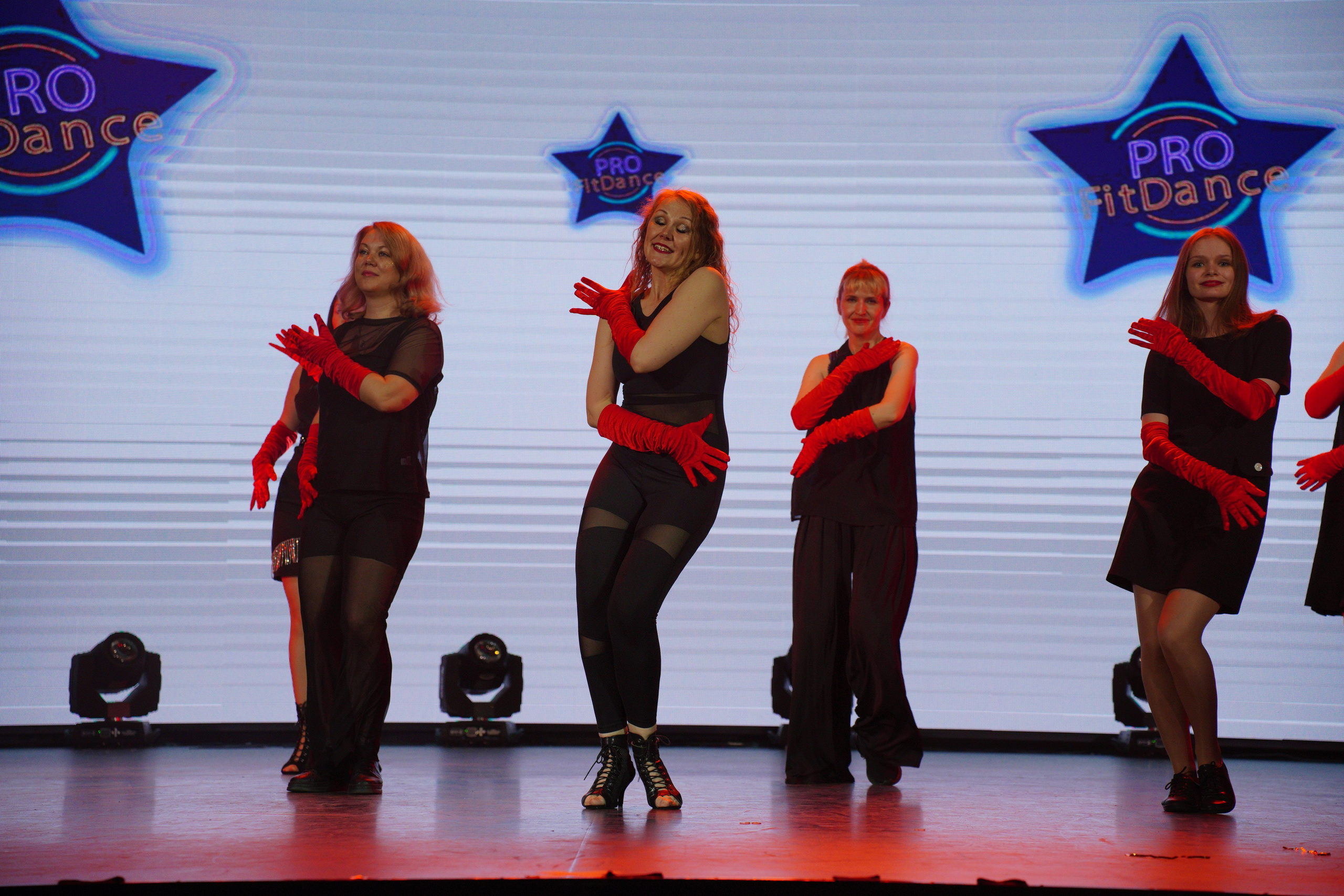 Танцевальный конкурс|Концертный зал Epicenter. Концертный и репортажный фотограф в Санкт-Петербурге Слава Пахомов