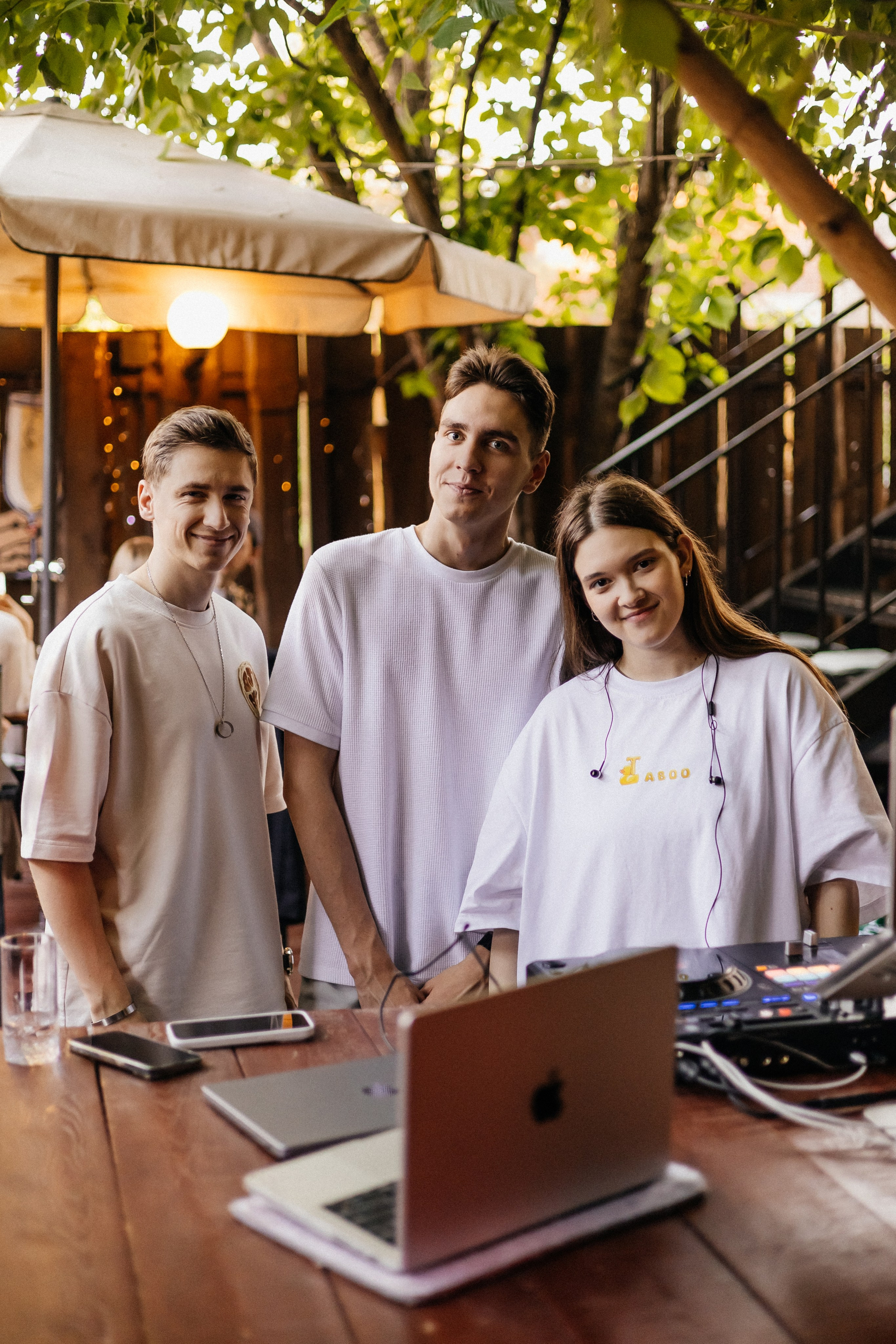 Среда — маленькая пятница| Караоке — бар «Vibe». Фотограф Кемерово | Сергей