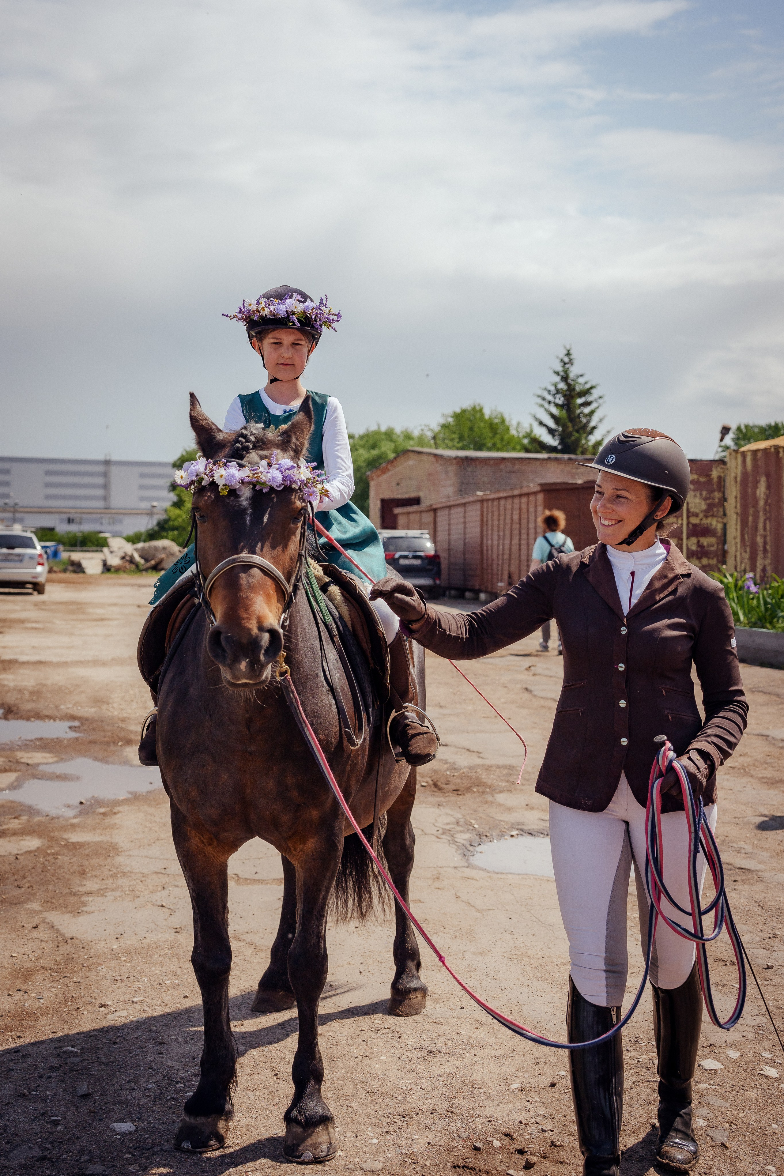 Конный клуб Горки. Портретный и семейный фотограф в Москве/Видное
