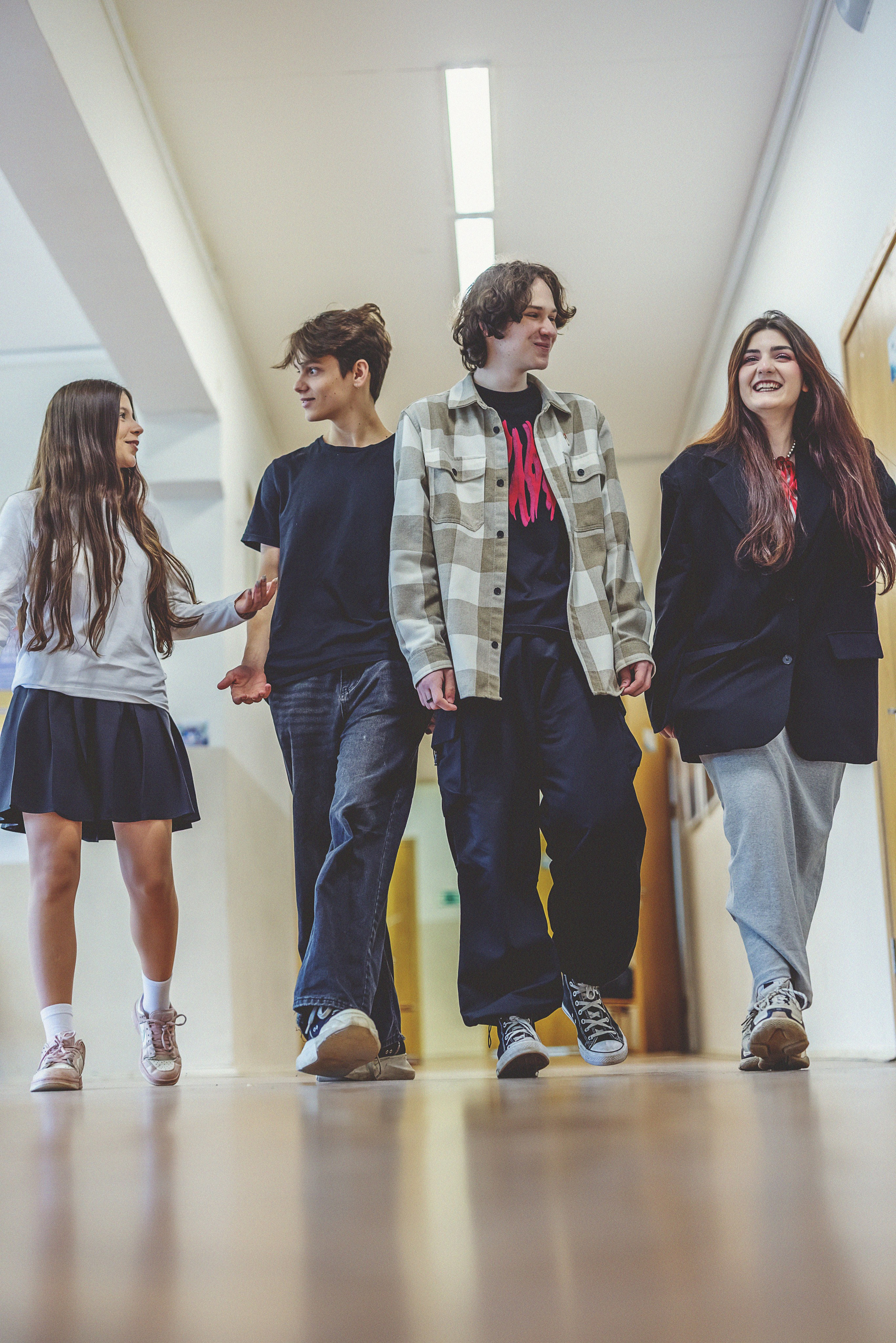 Фотосессия в школе для 9-11 классов