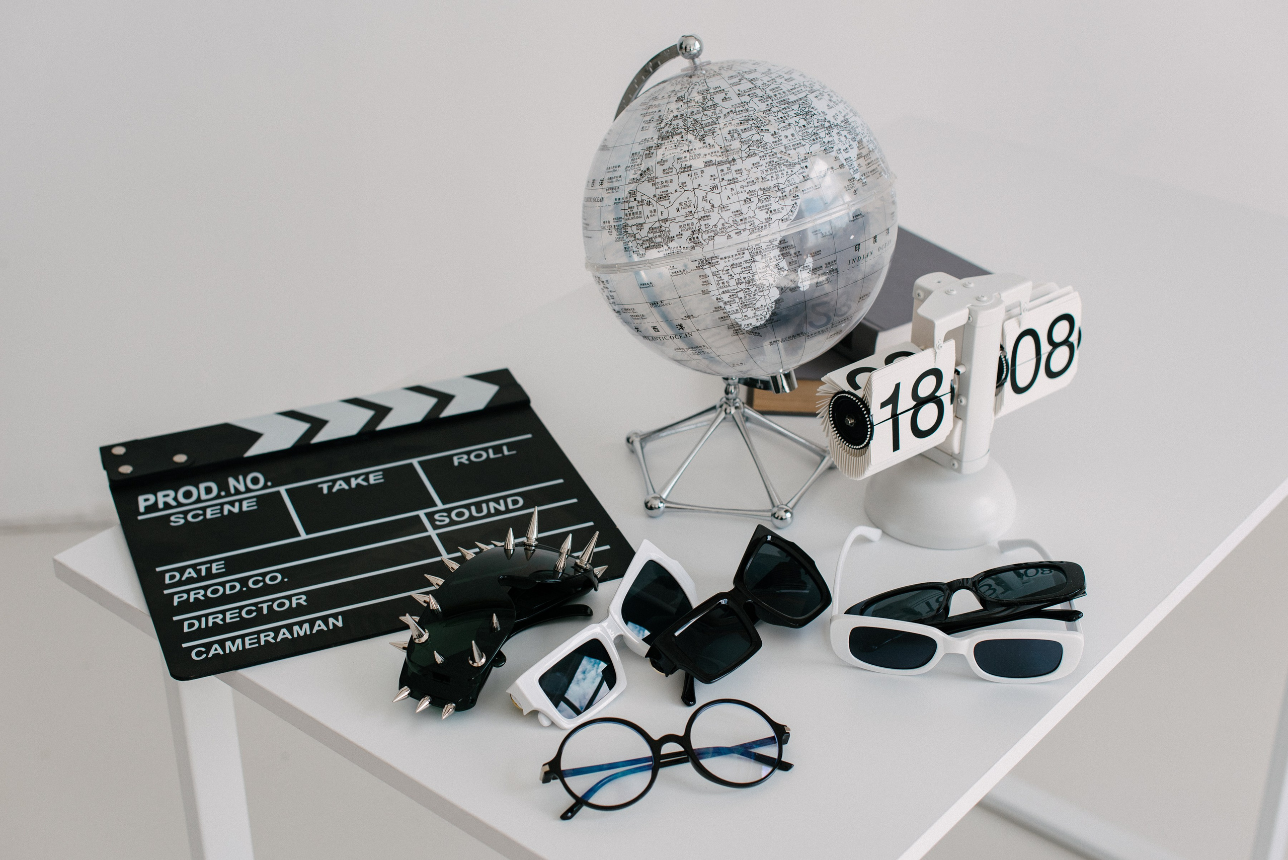 Наш реквизит в студии. Выпускные альбомы Чехов